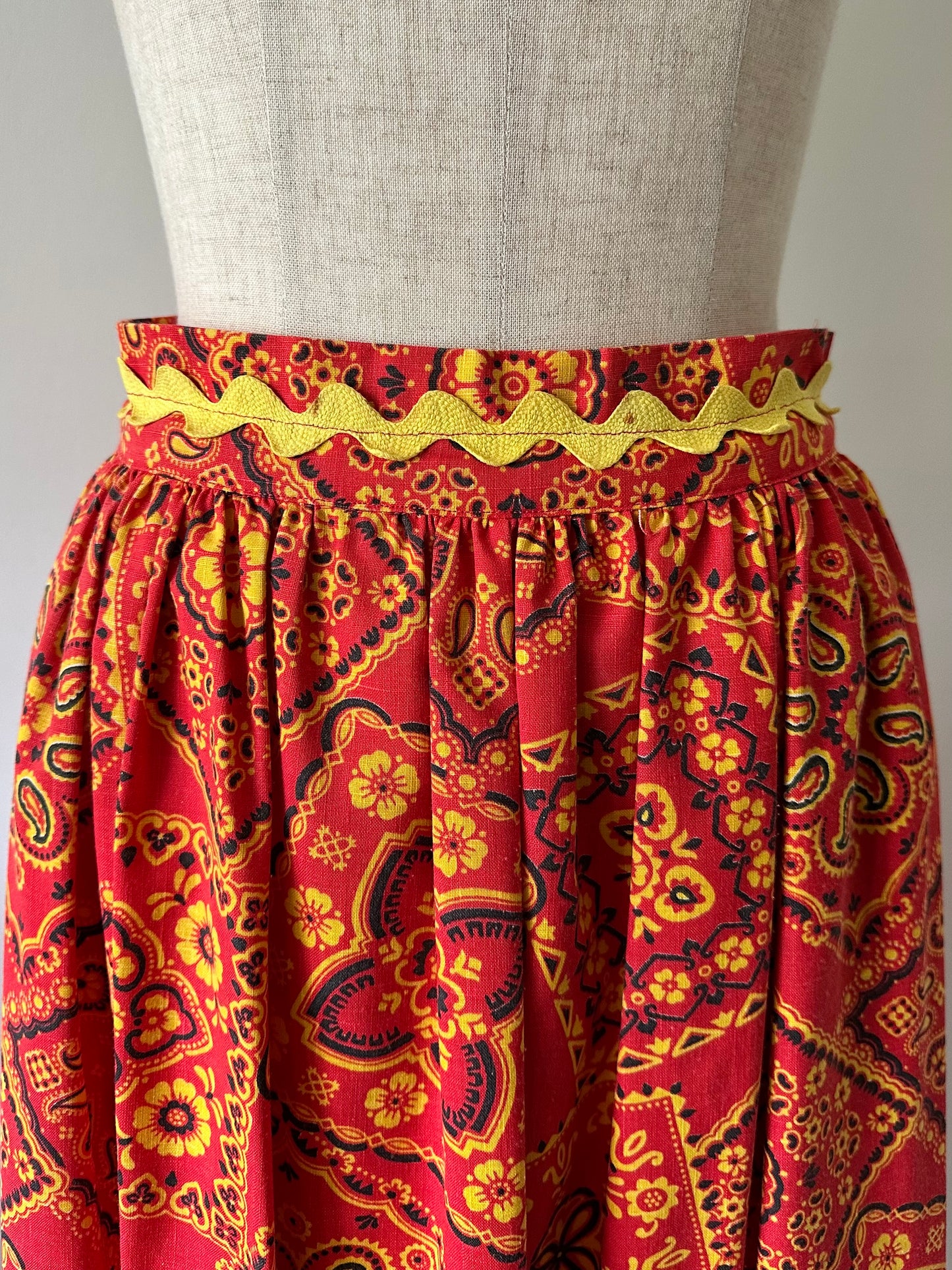 bandanna pattern skirt