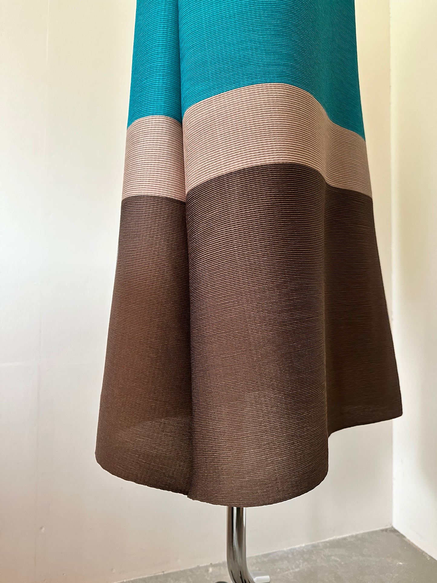 color block pleats dress