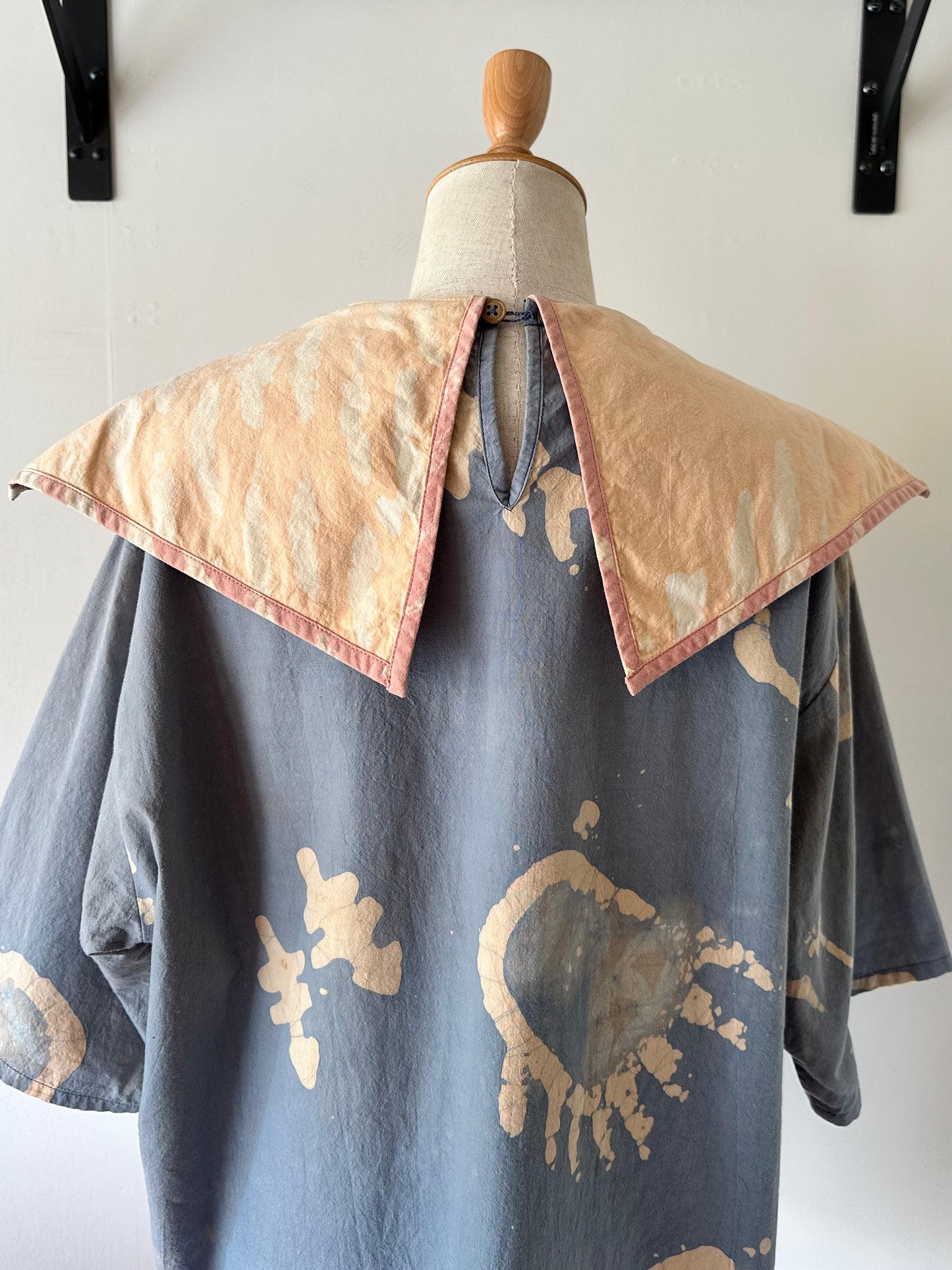 unique collar tops