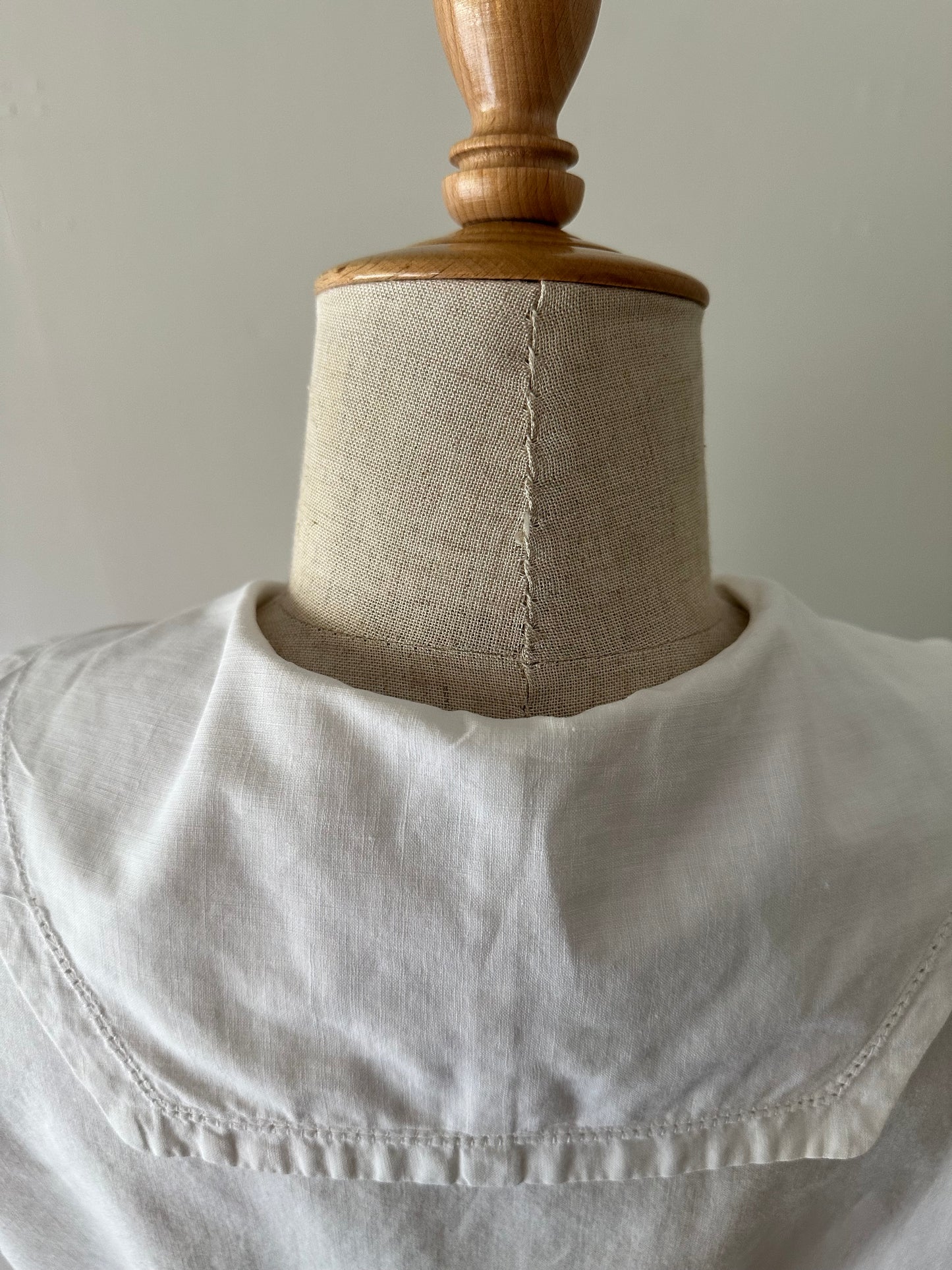 embroidery lace blouse