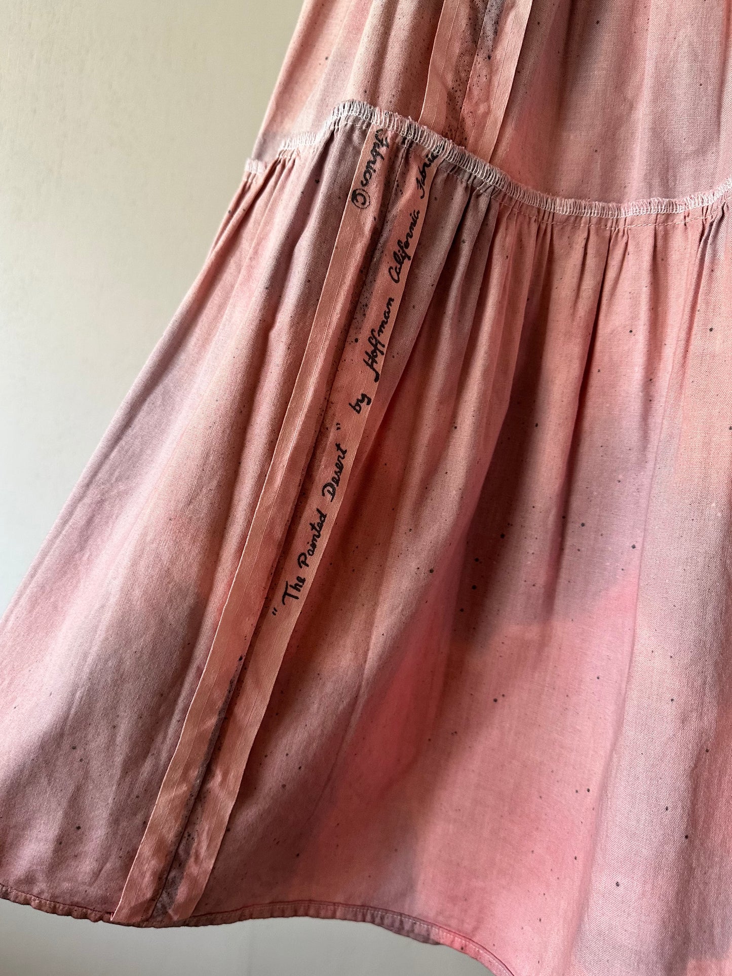 pale gradation tiered skirt