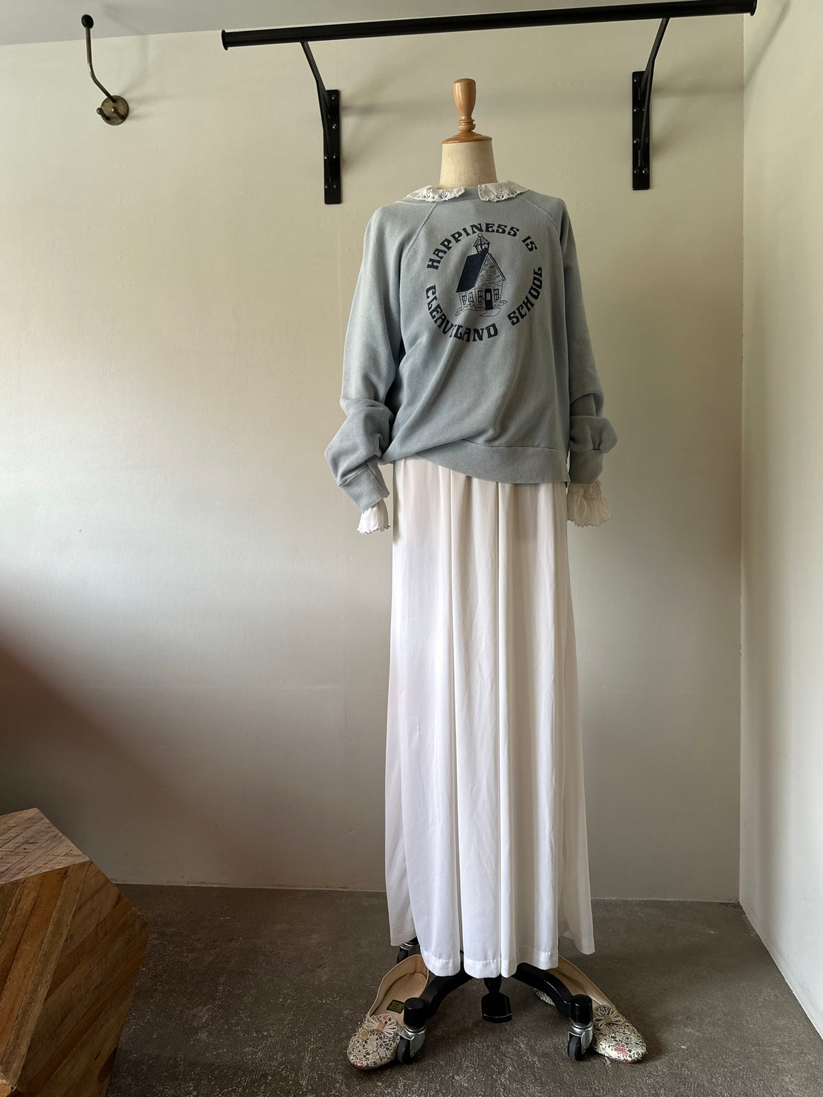 embroidery collar night dress