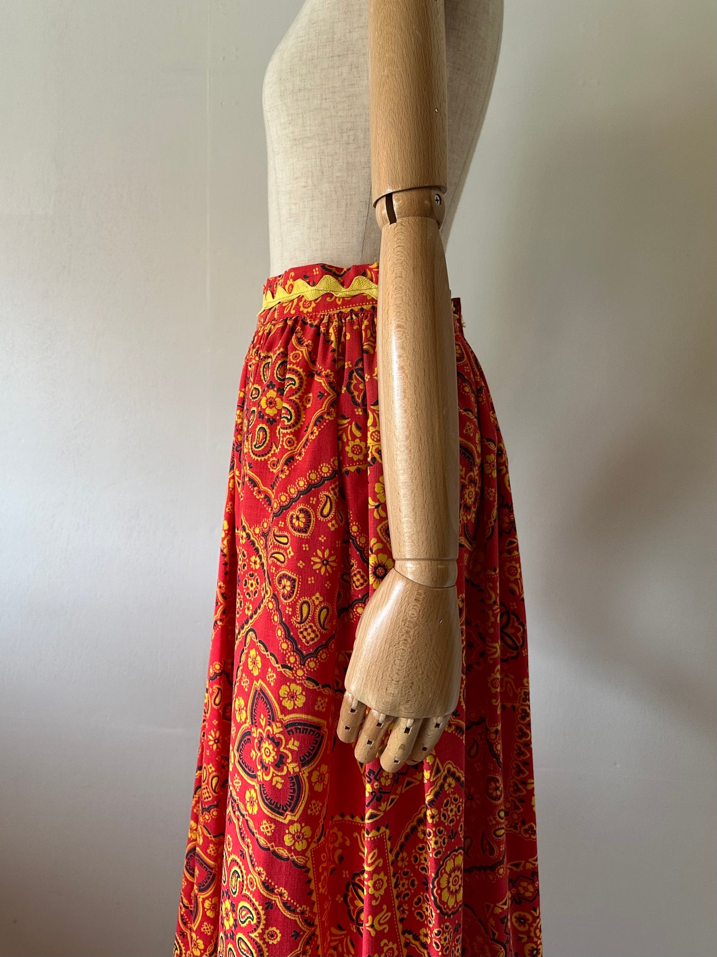 bandanna pattern skirt