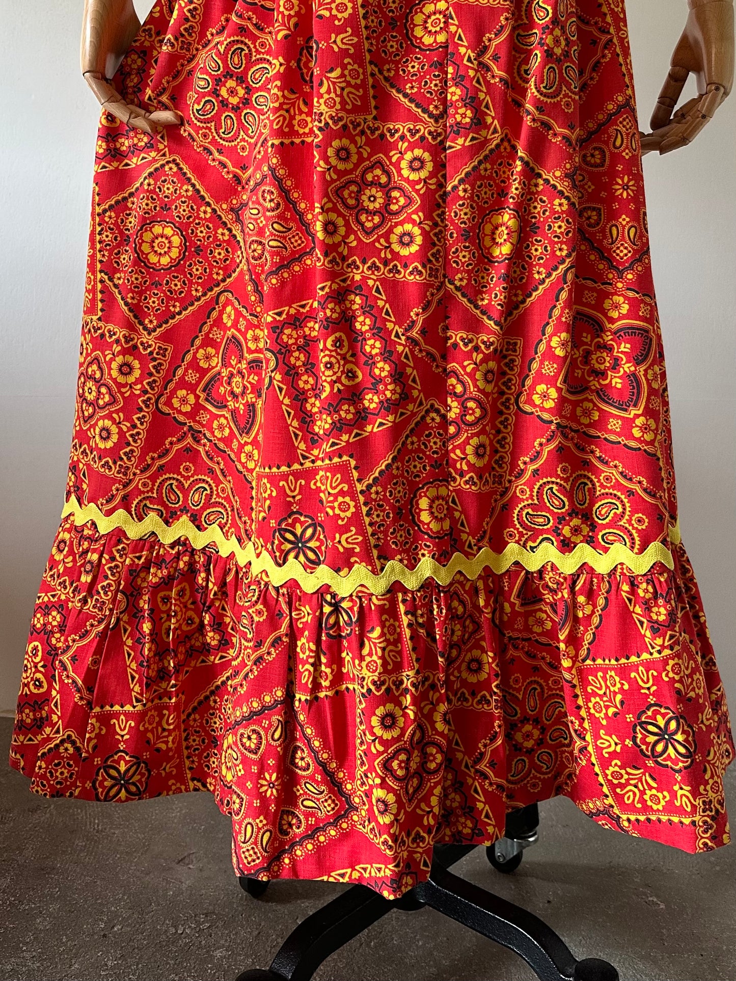 bandanna pattern skirt