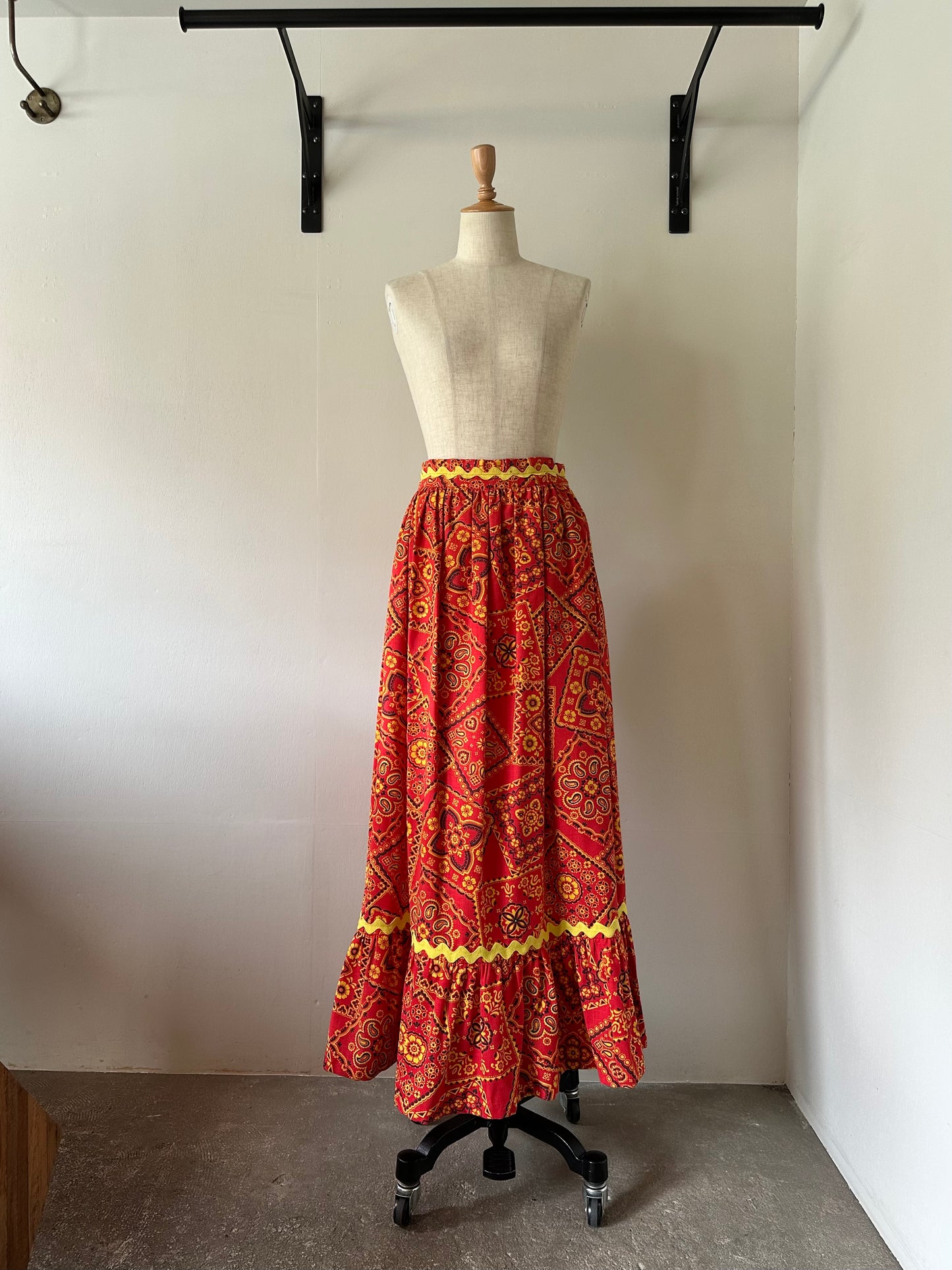 bandanna pattern skirt