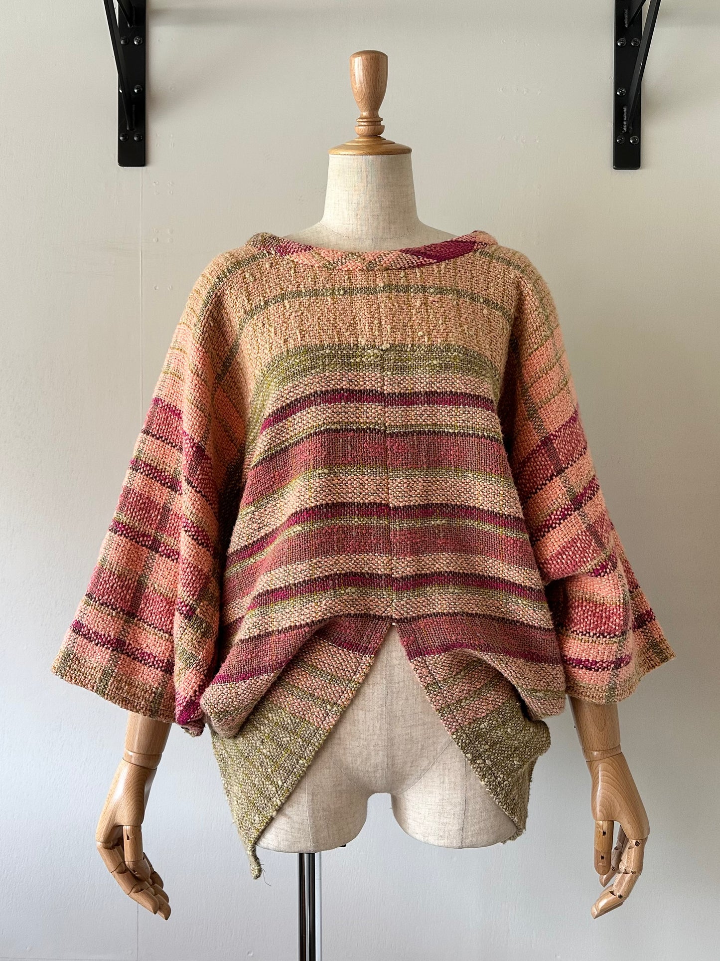 dolman sleeve woven tops