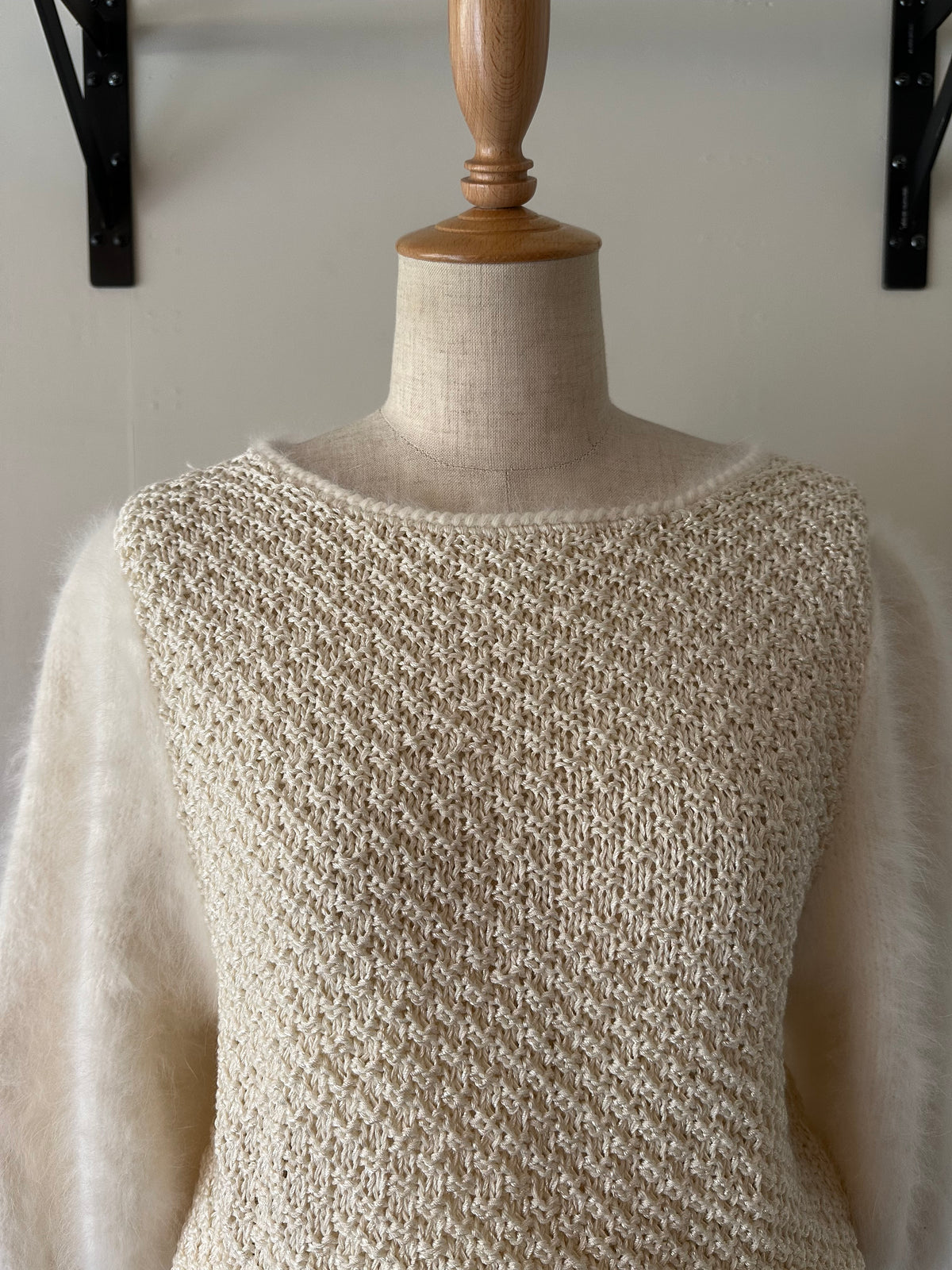 fur sleeve design knit tops