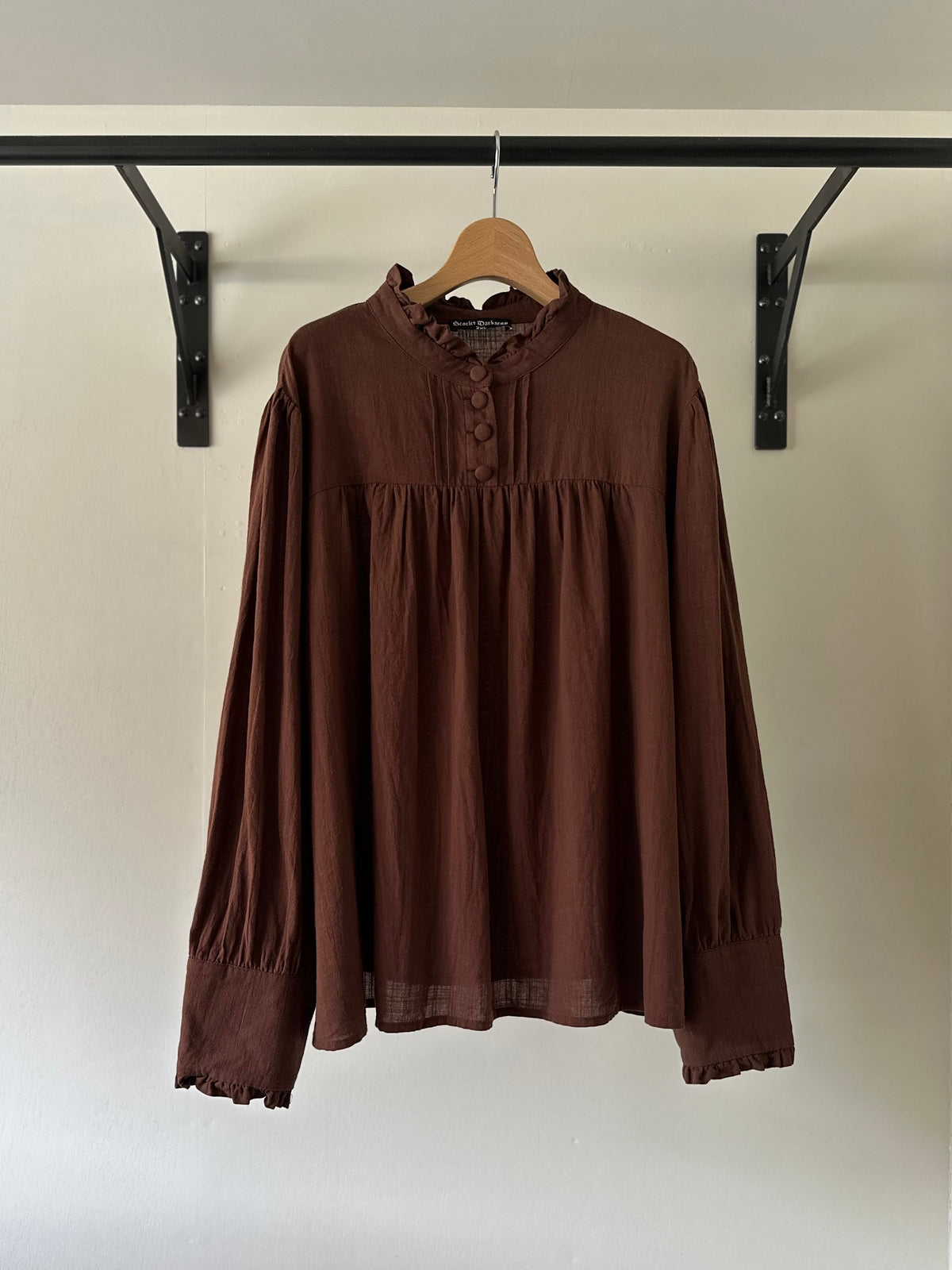 frill design blouse