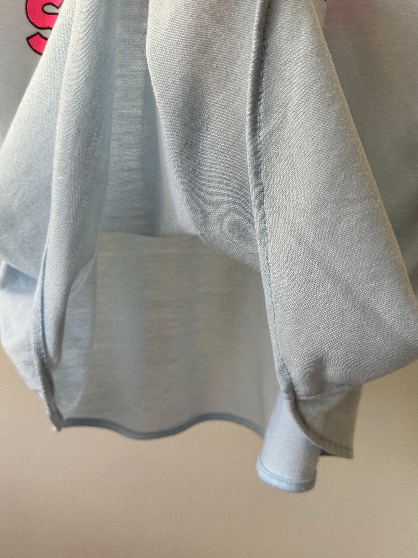 sleeveless print T-shirt