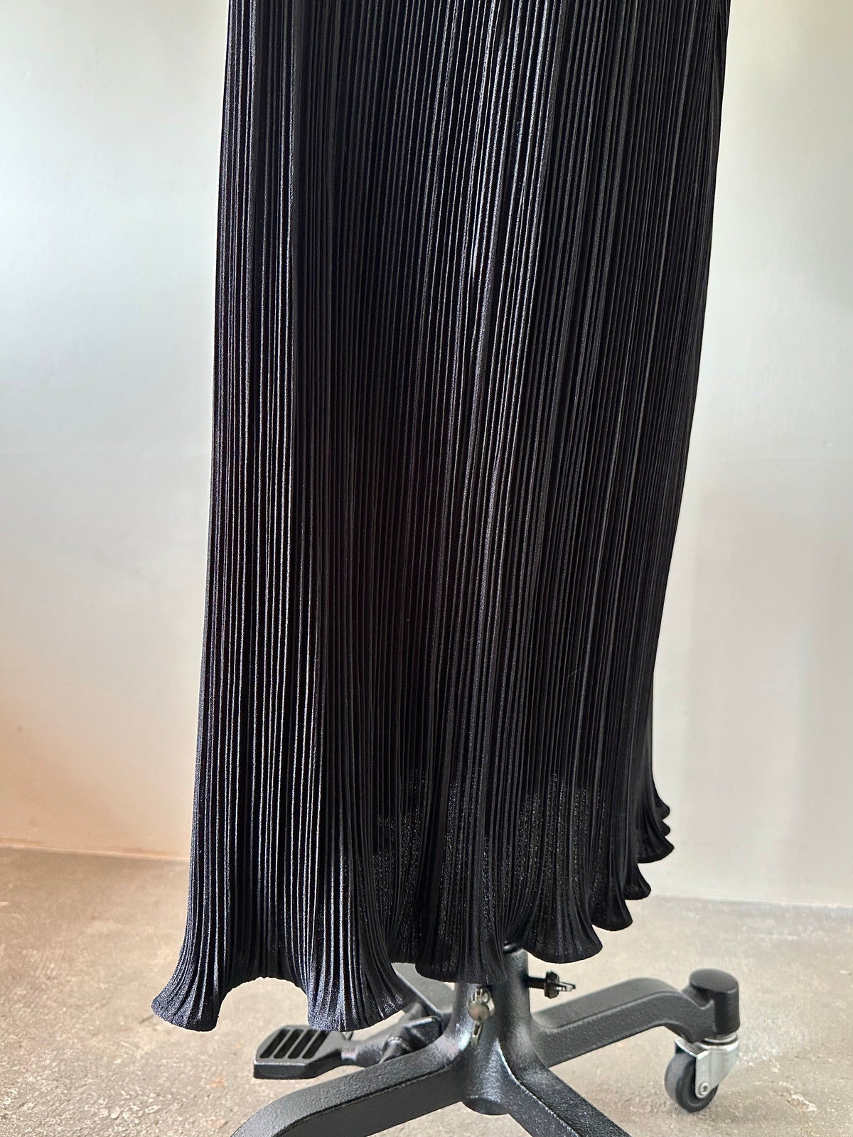 pleats maxi skirt