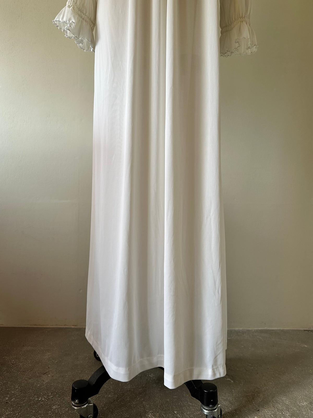 embroidery collar night dress