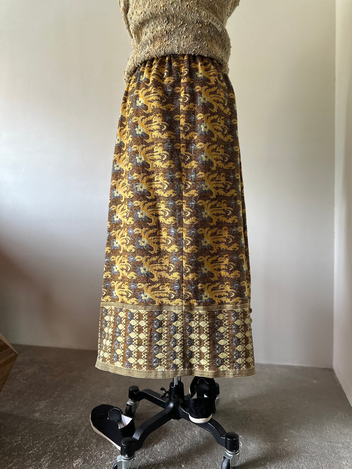 woven maxi skirt