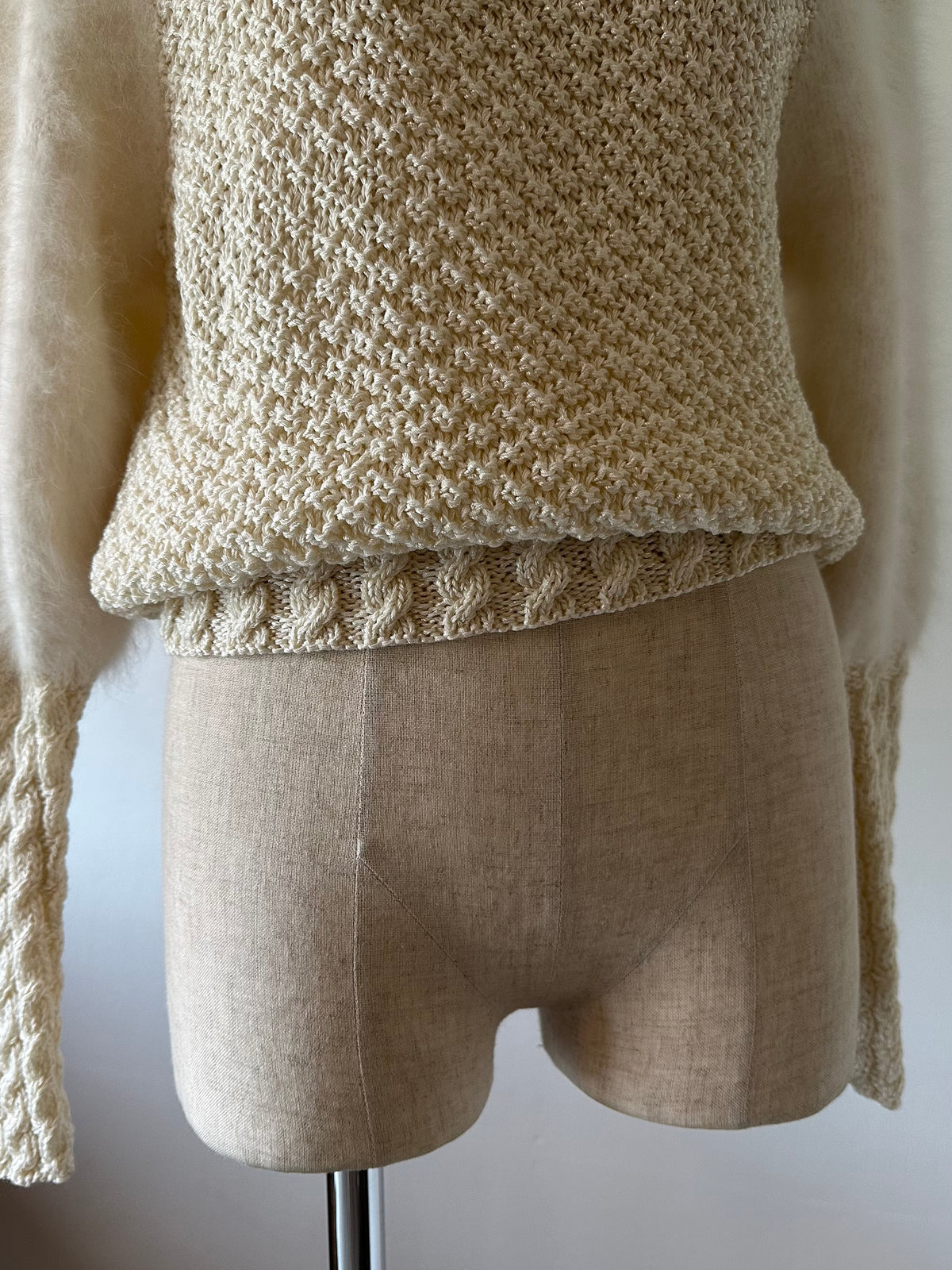fur sleeve design knit tops
