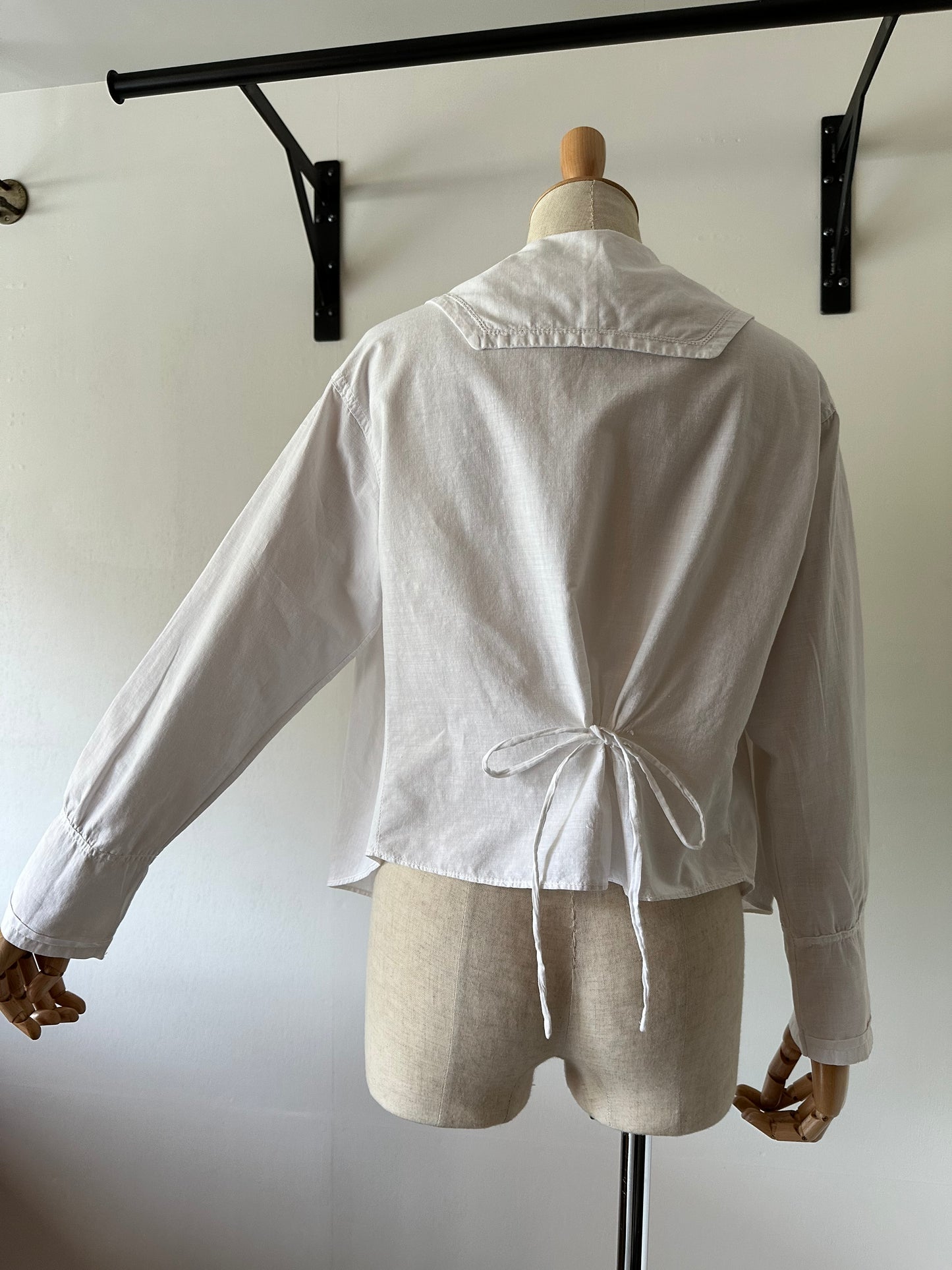 embroidery lace blouse