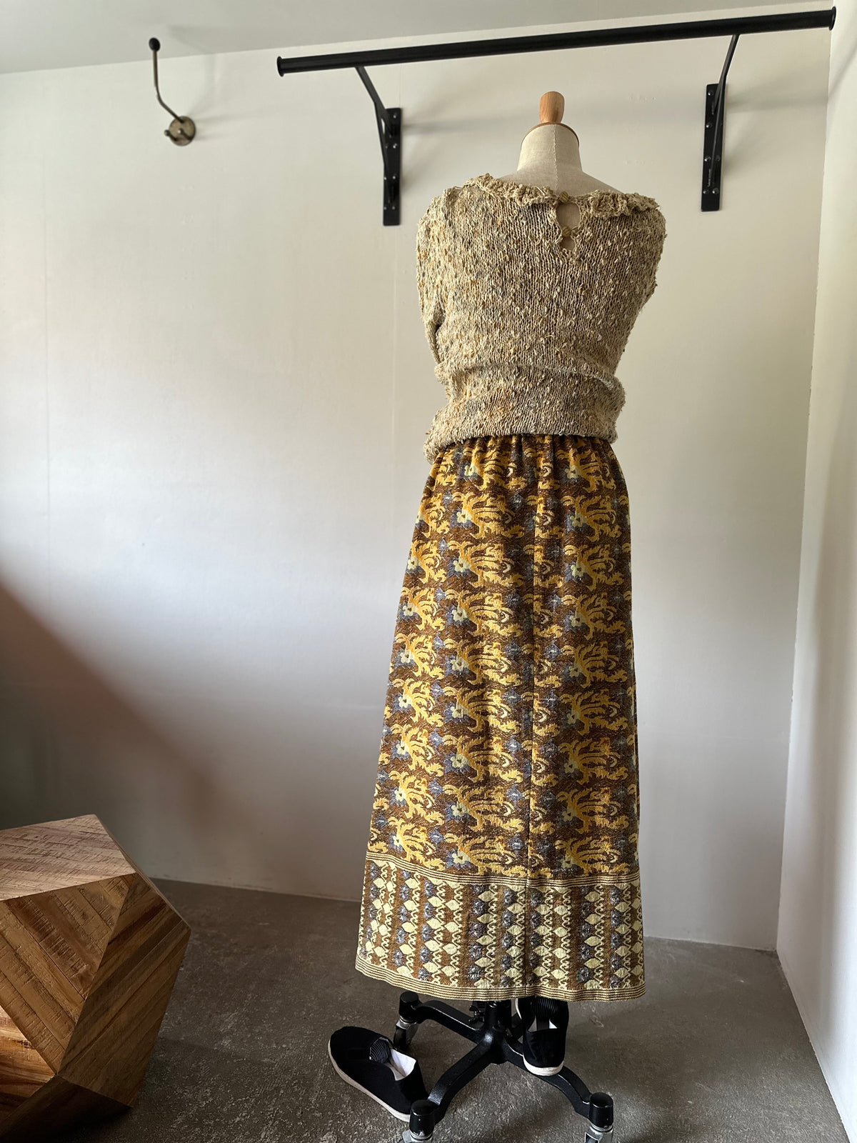 woven maxi skirt