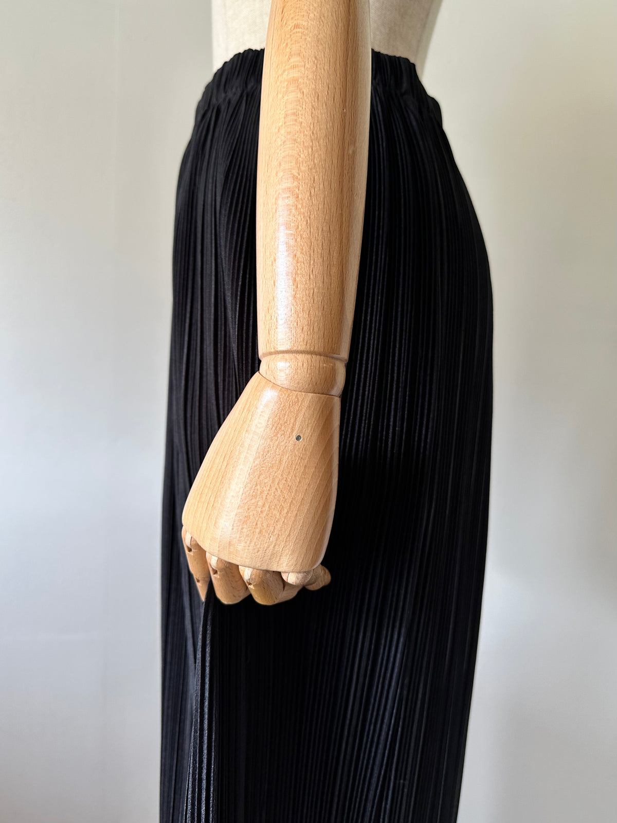 pleats maxi skirt