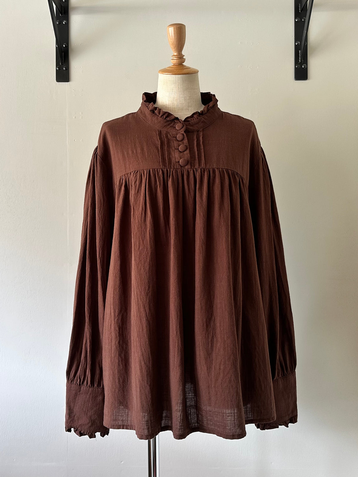 frill design blouse