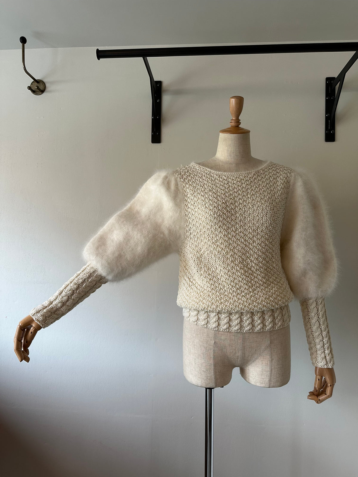 fur sleeve design knit tops