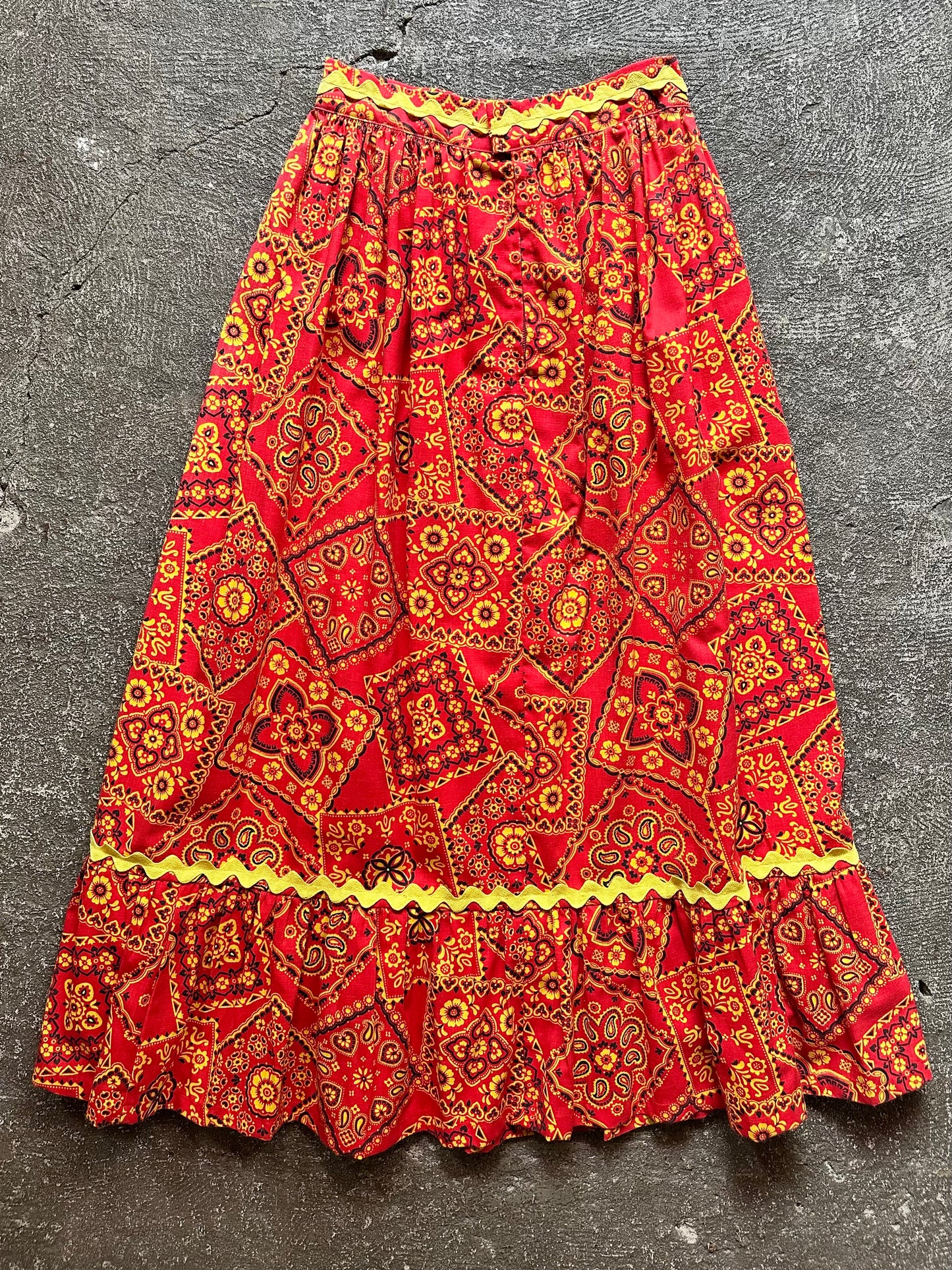 bandanna pattern skirt