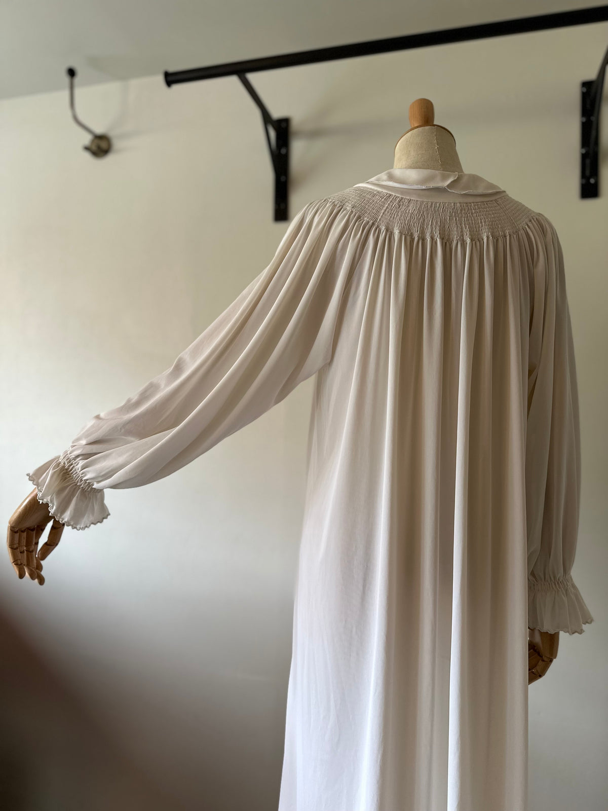 embroidery collar night dress