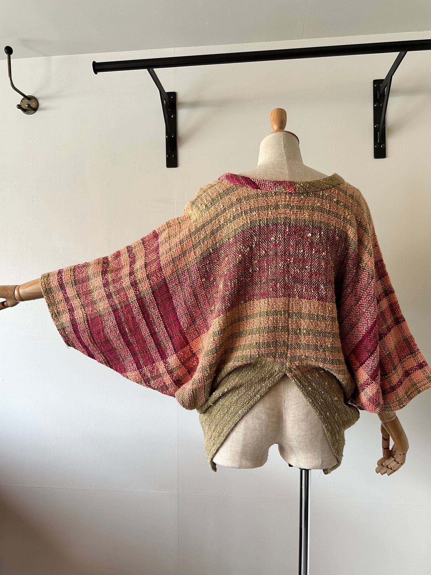 dolman sleeve woven tops