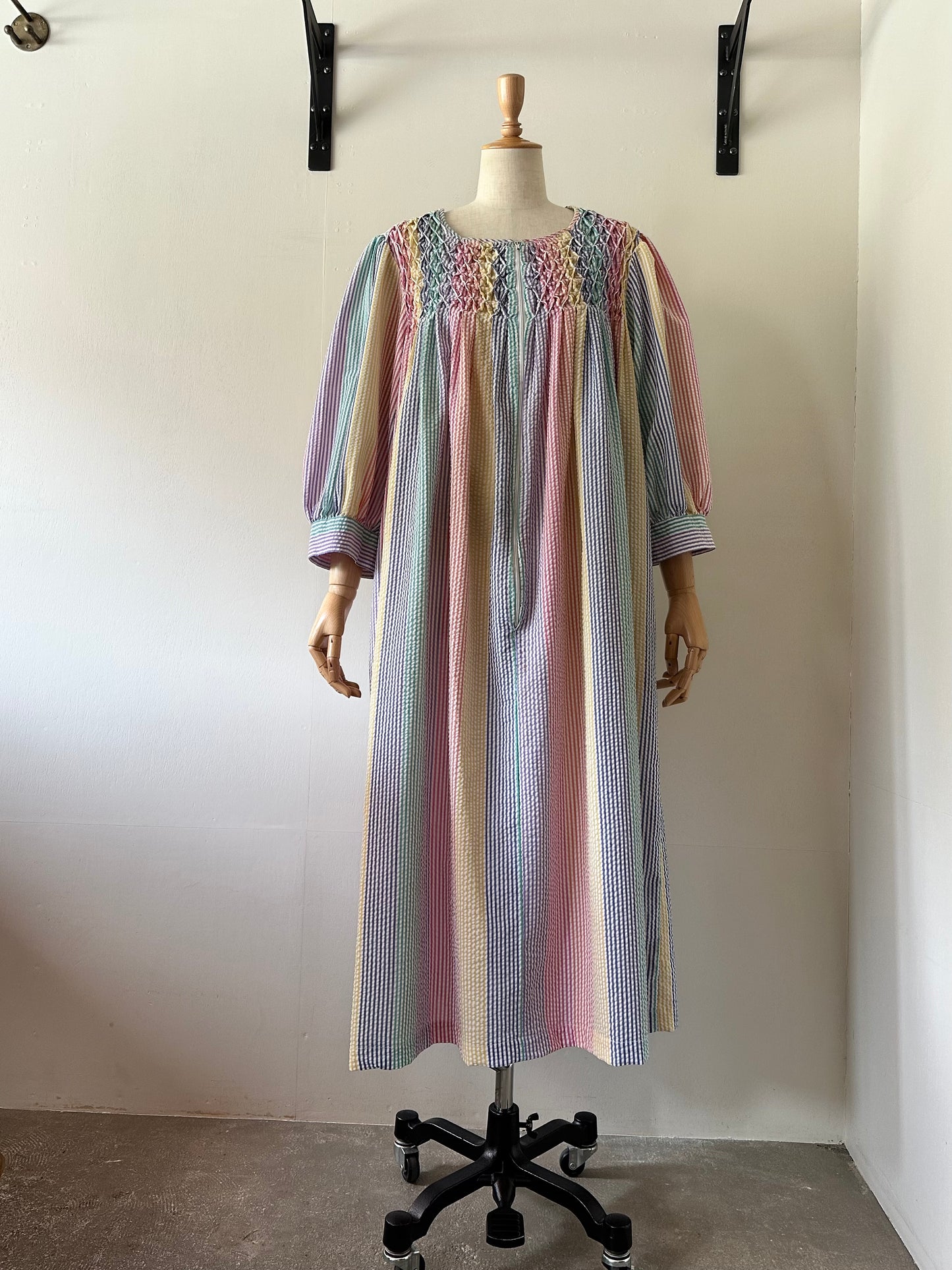 seersucker stripe zip up dress