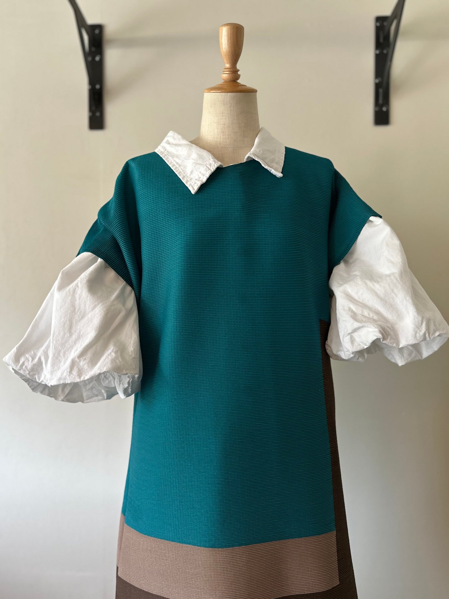 color block pleats dress