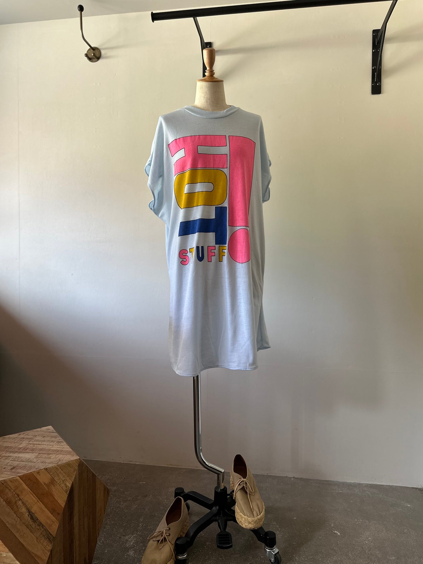 sleeveless print T-shirt
