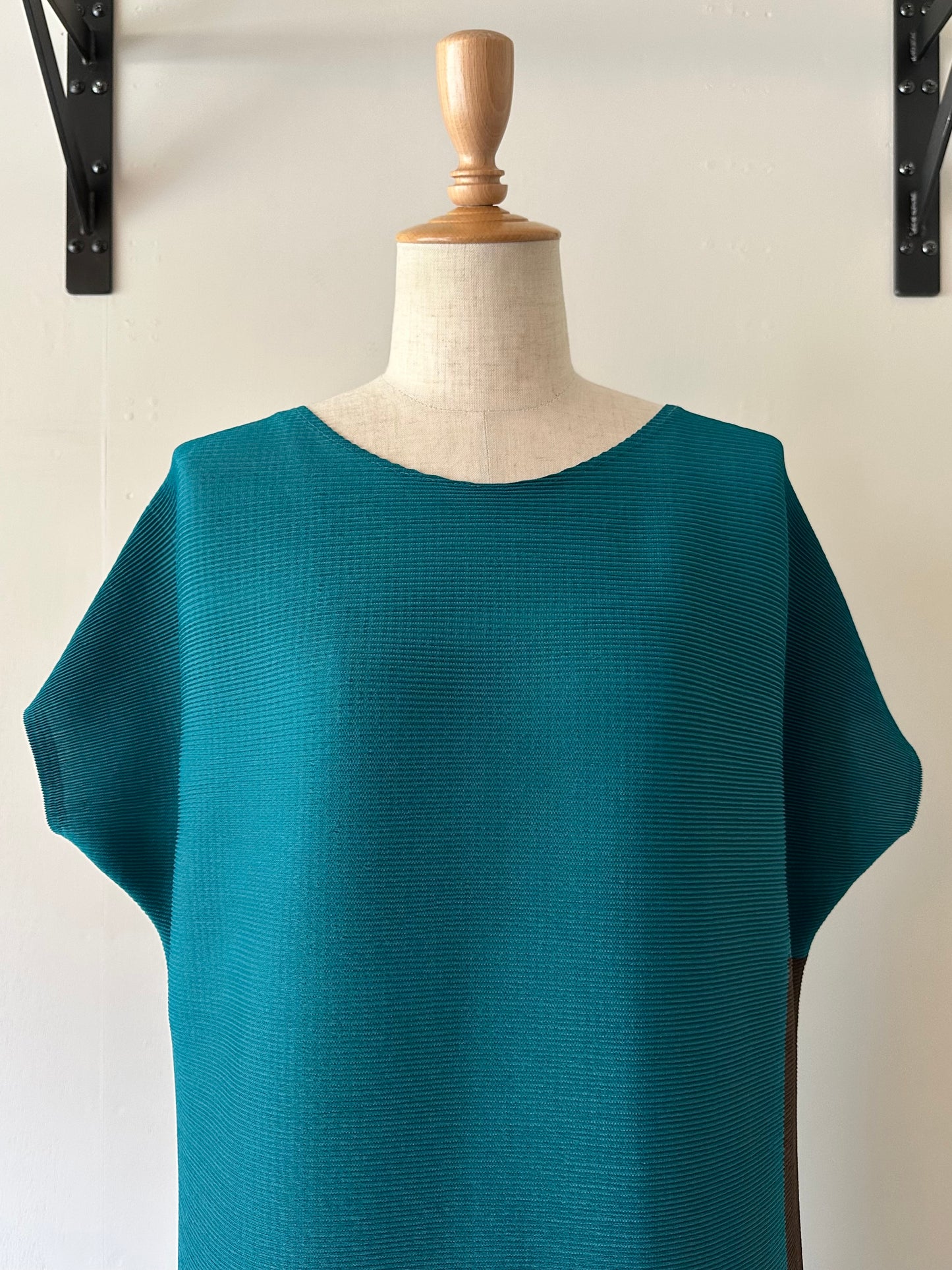 color block pleats dress