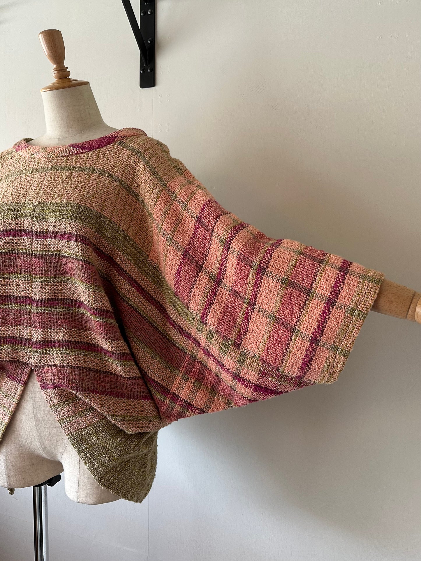 dolman sleeve woven tops
