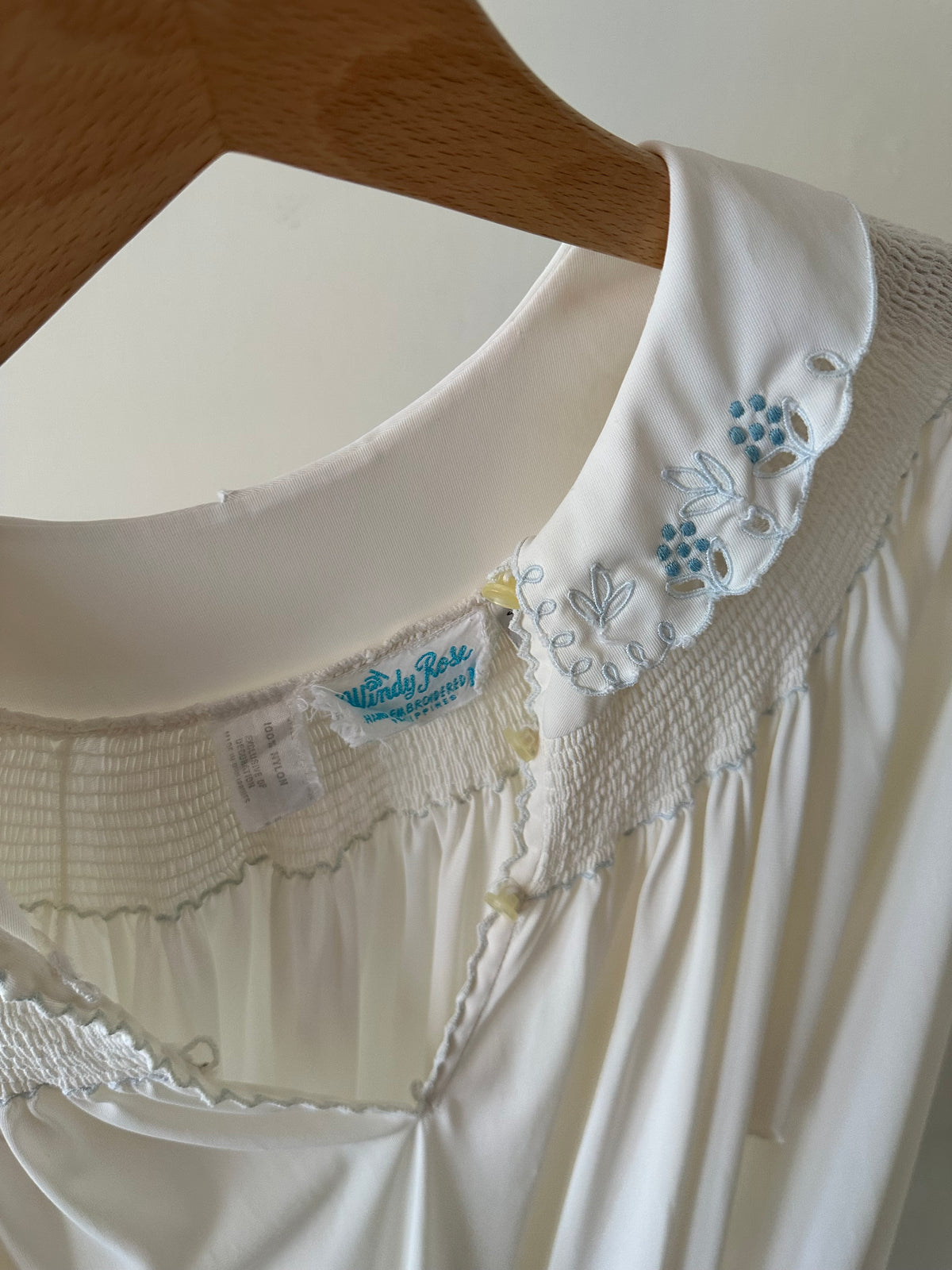 embroidery collar night dress