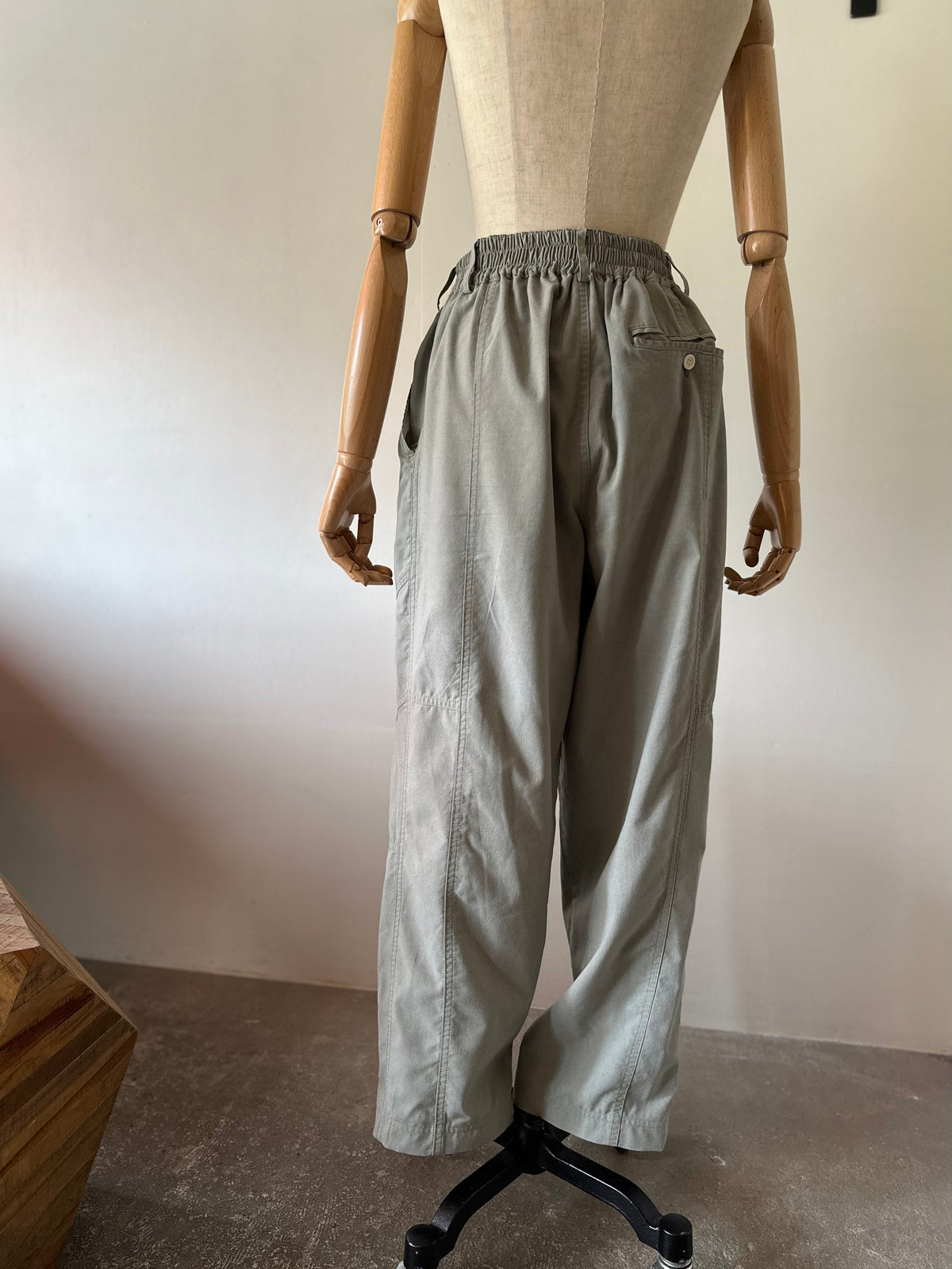 easy design pants