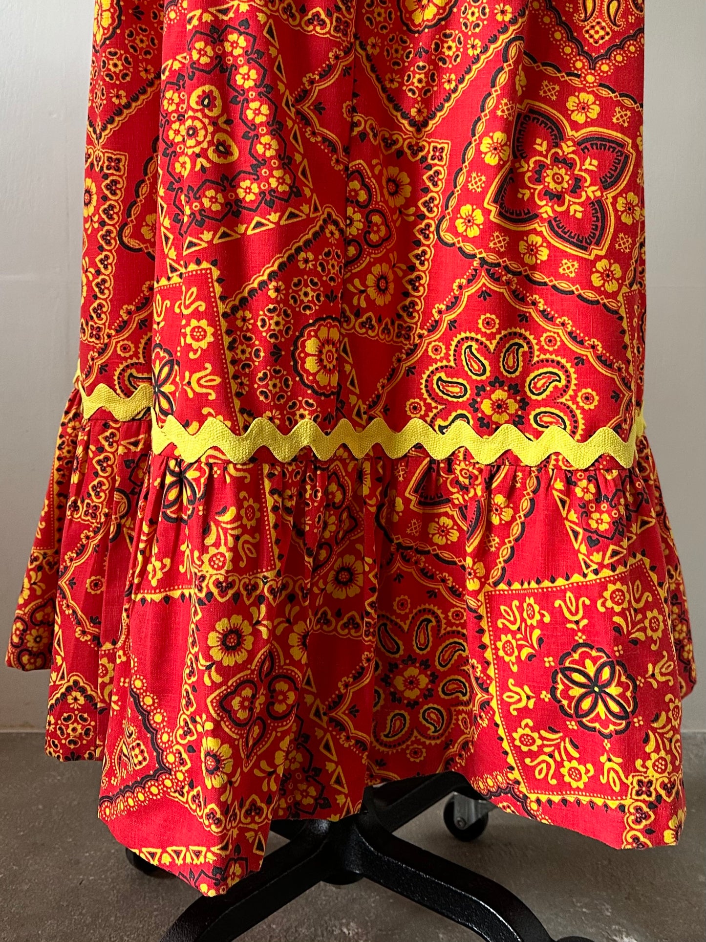 bandanna pattern skirt