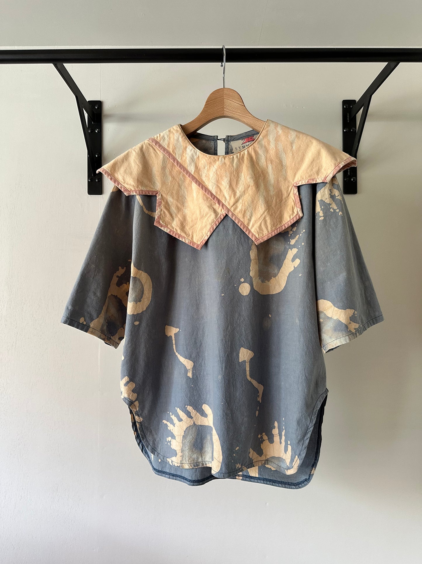 unique collar tops