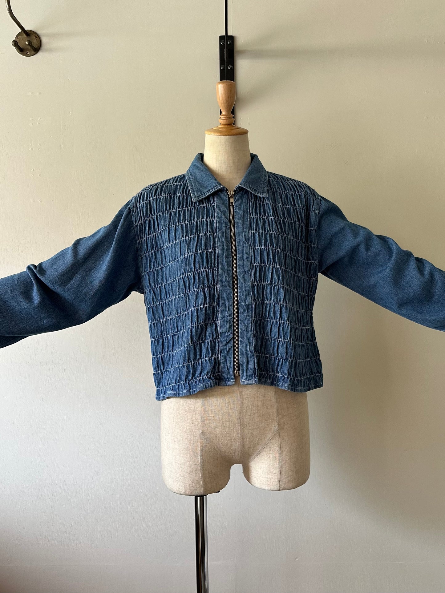 zip up shirring shirt