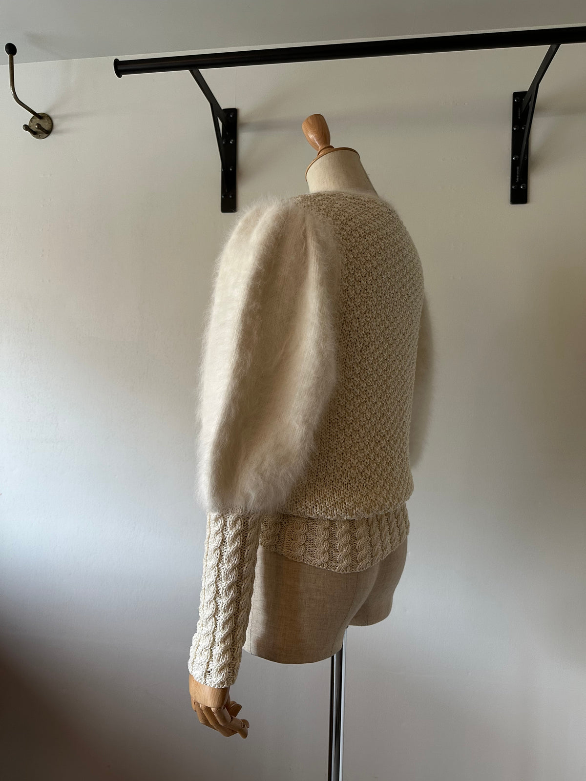 fur sleeve design knit tops