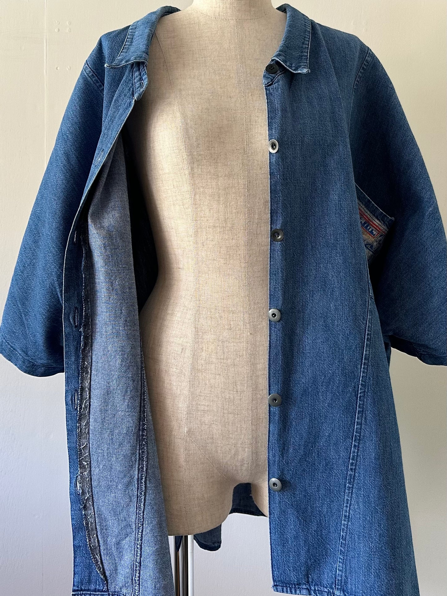 wide silhouette denim shirt