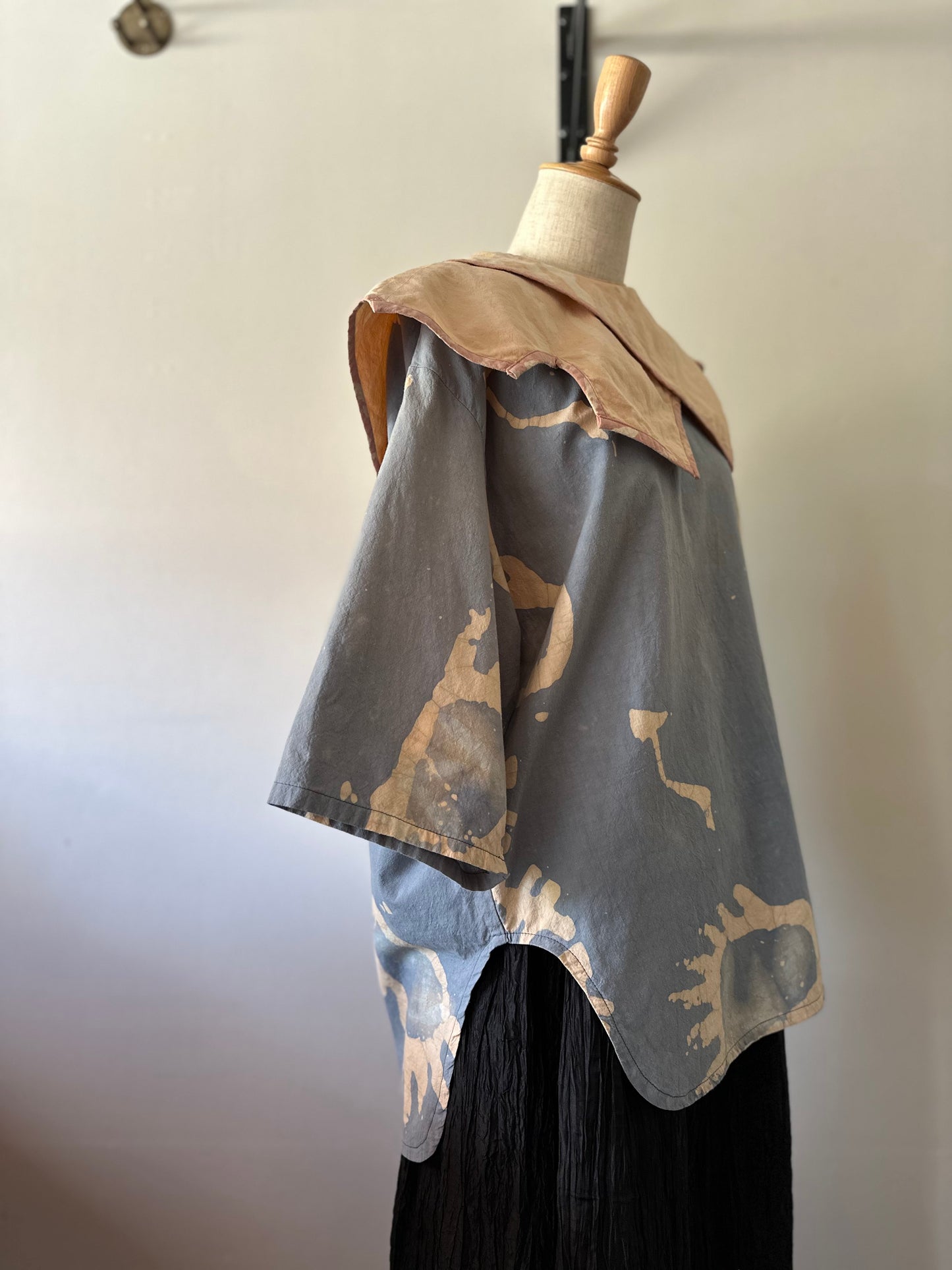 unique collar tops
