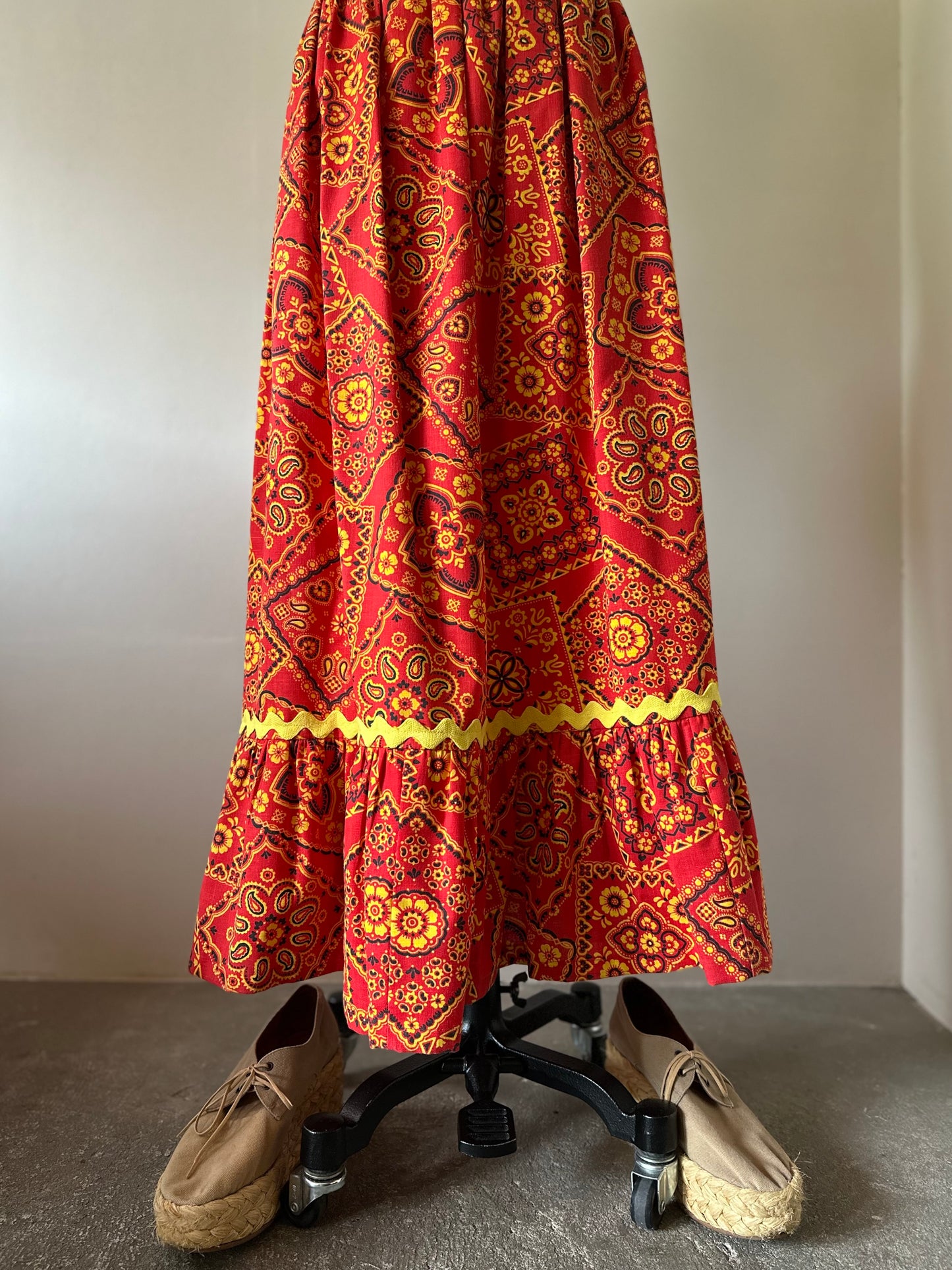 bandanna pattern skirt