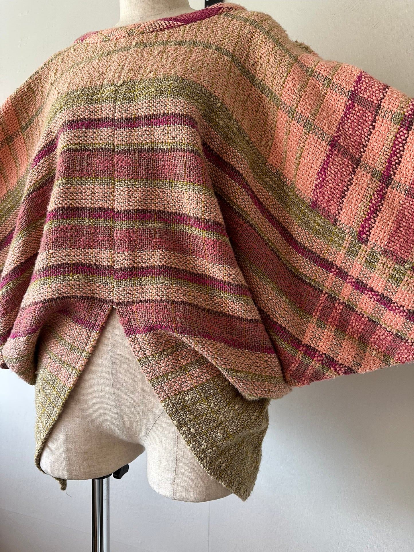 dolman sleeve woven tops
