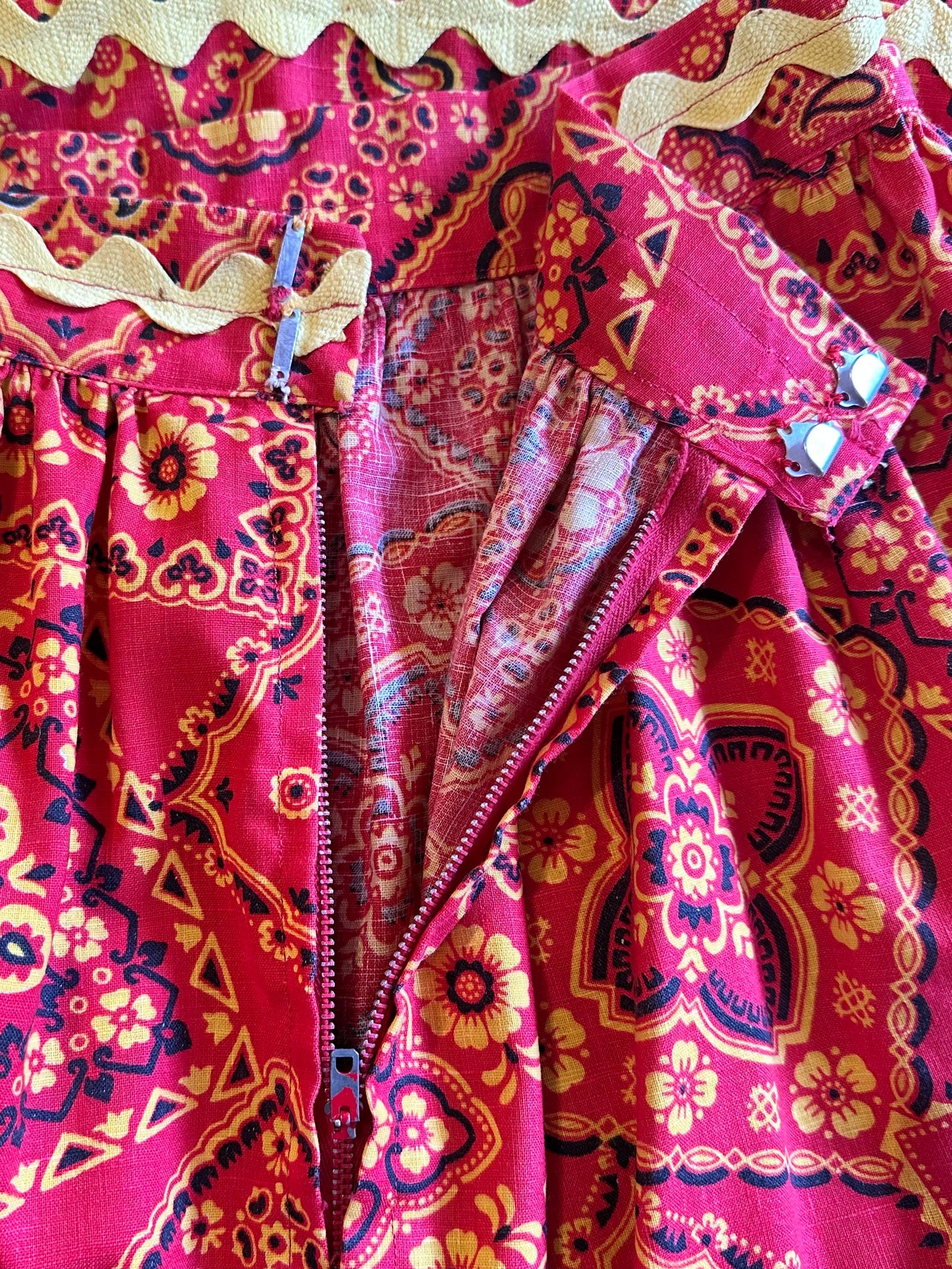 bandanna pattern skirt