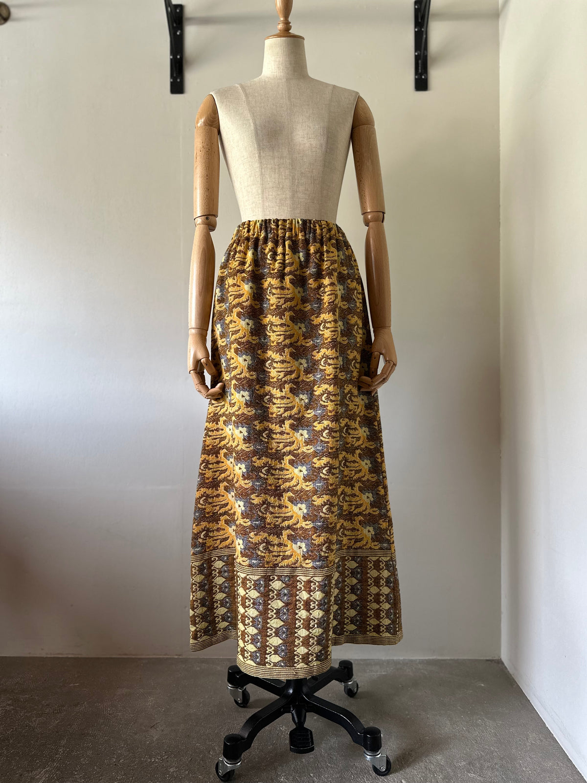 woven maxi skirt