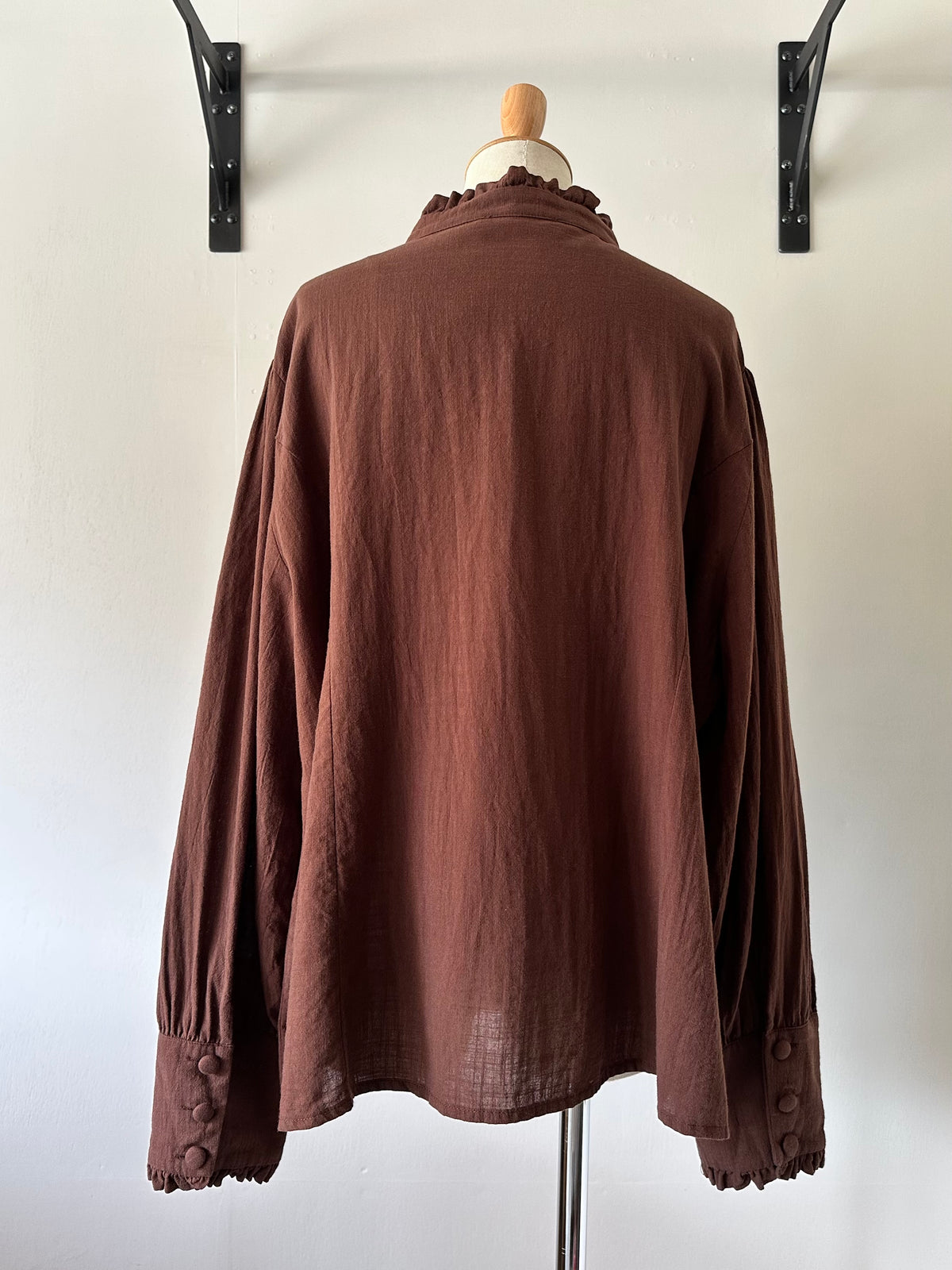 frill design blouse