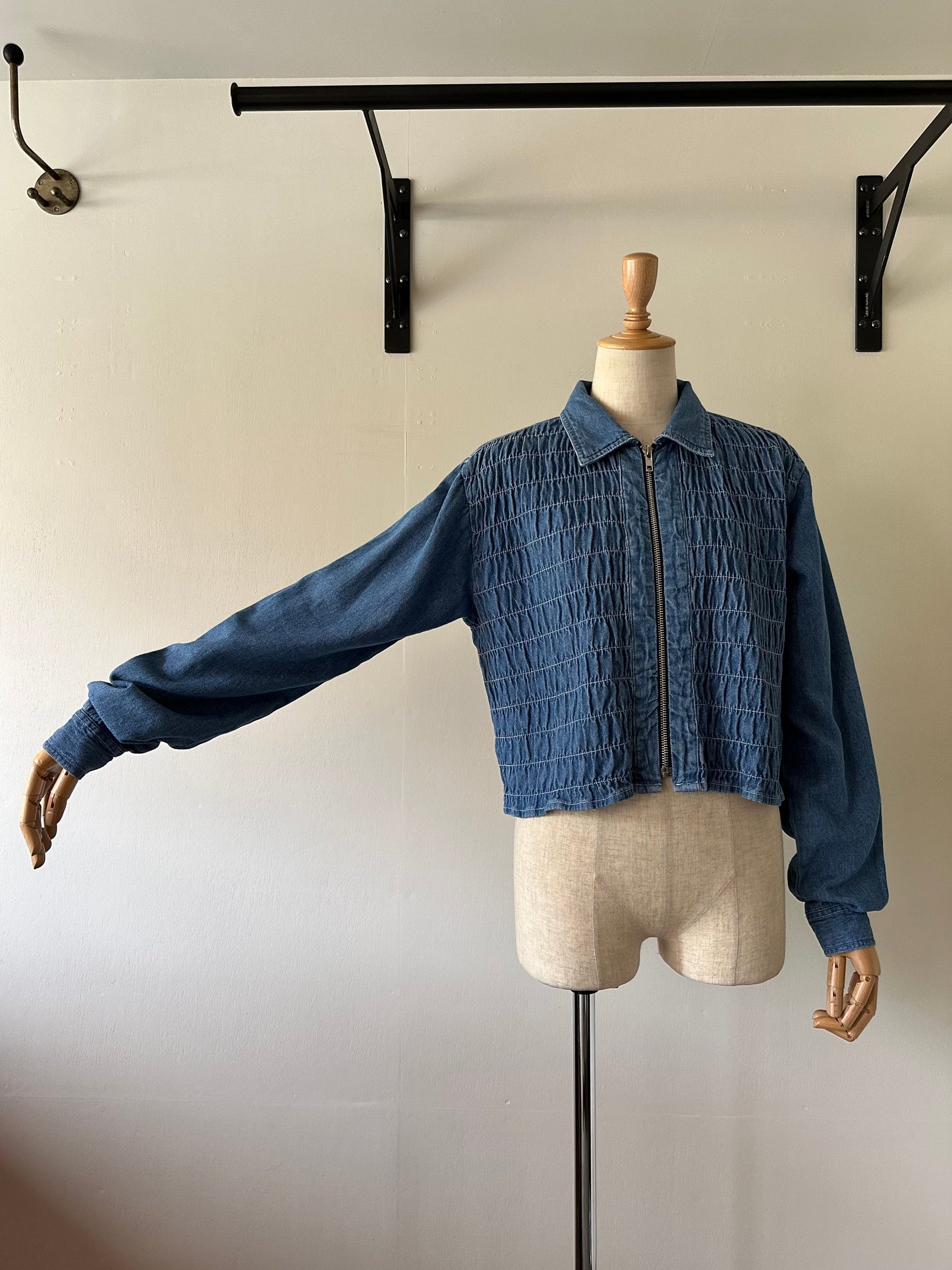 zip up shirring shirt