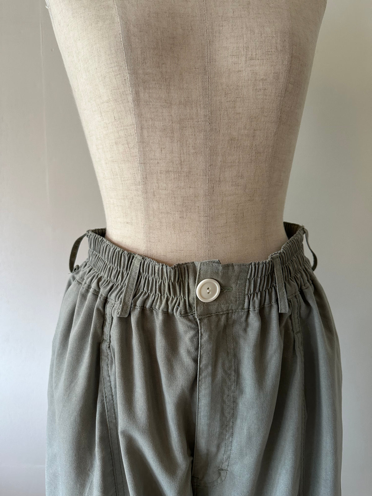 easy design pants