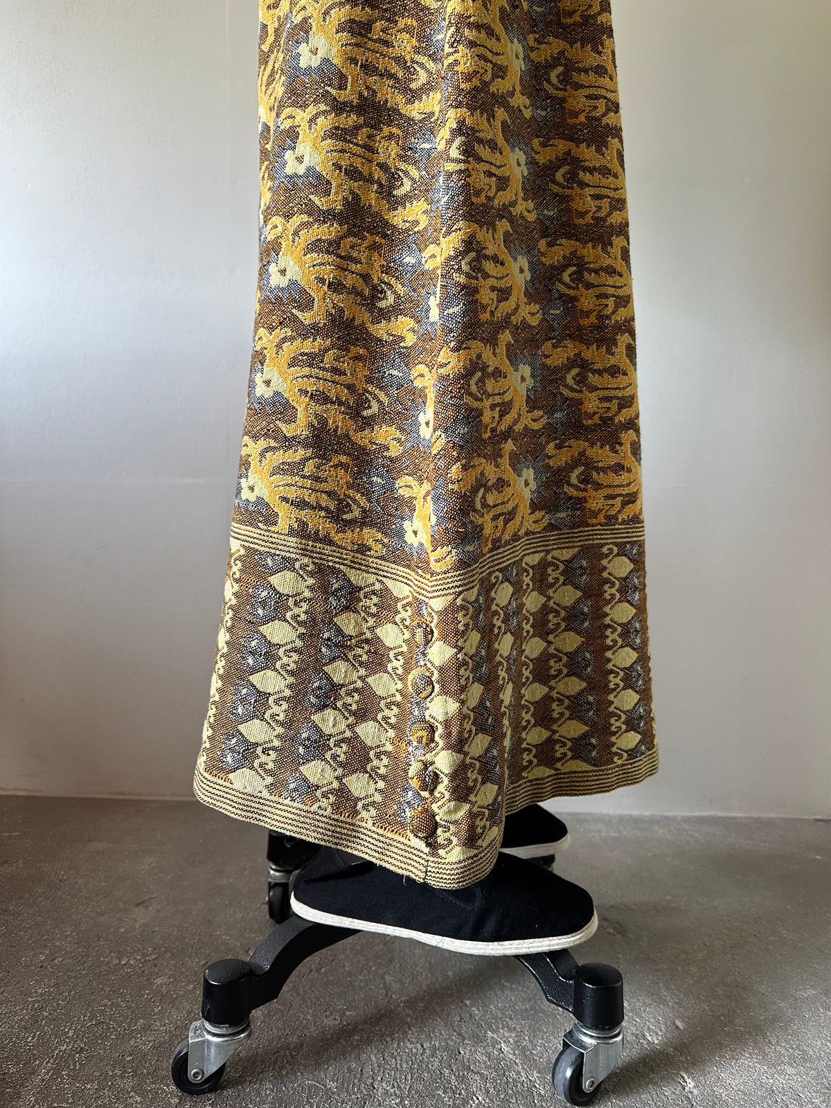 woven maxi skirt