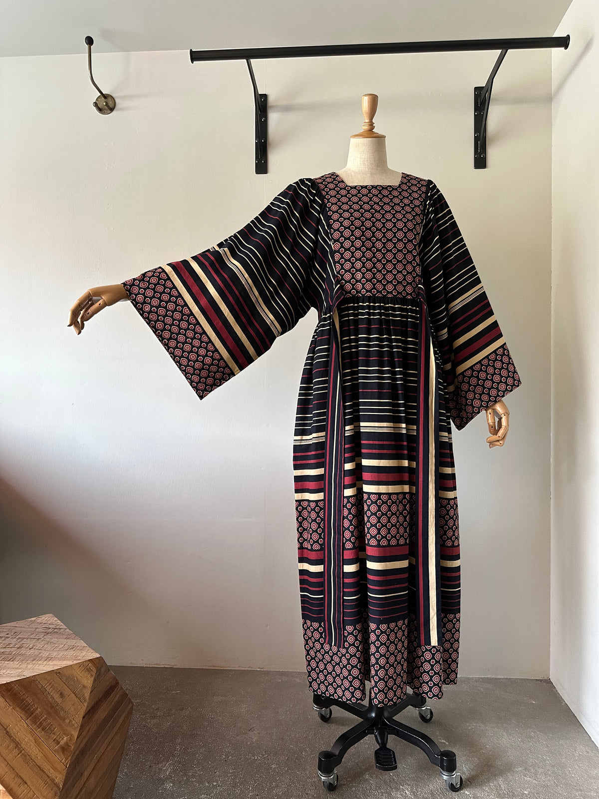 floral×stripe wide sleeve dress