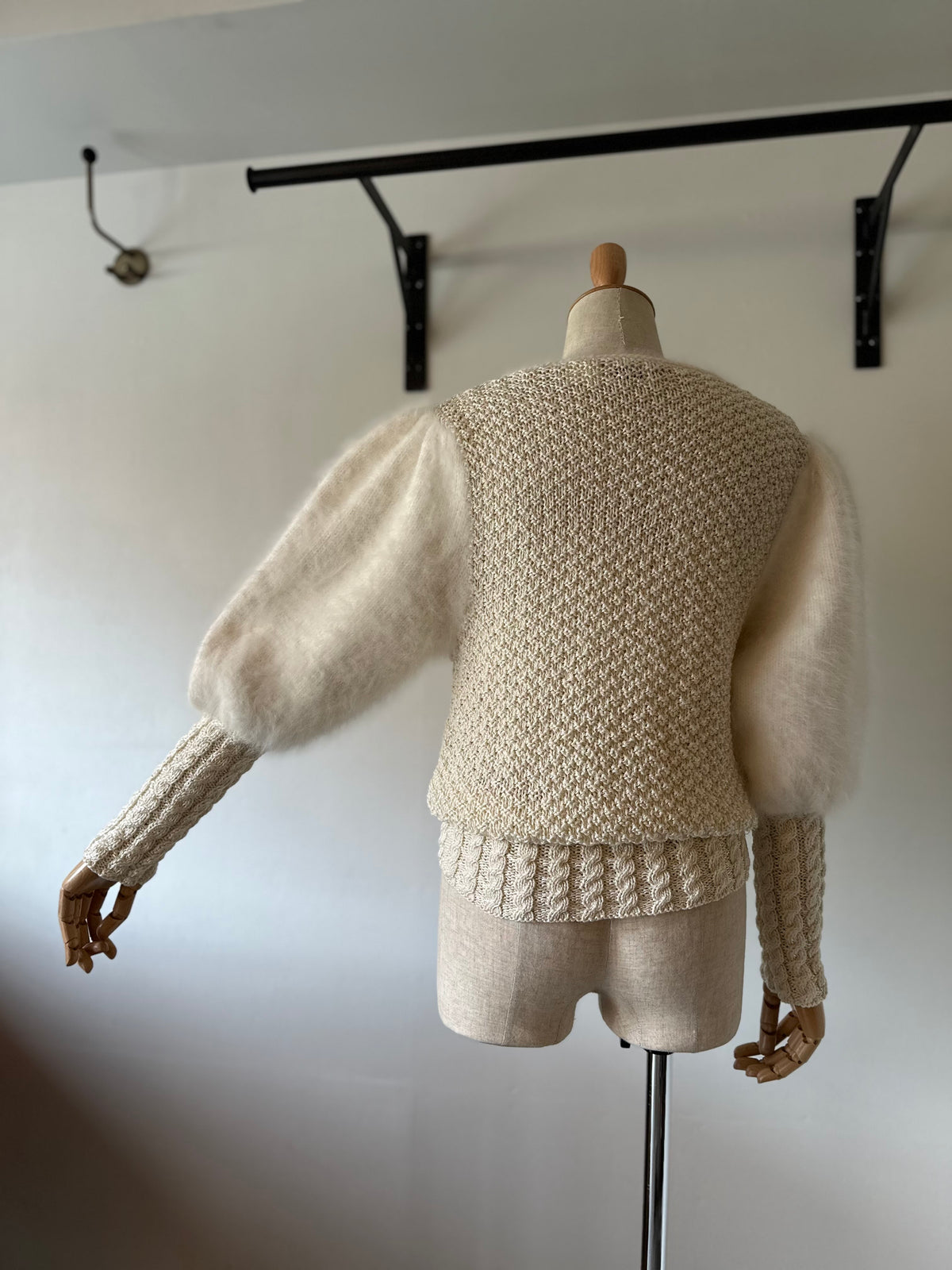 fur sleeve design knit tops