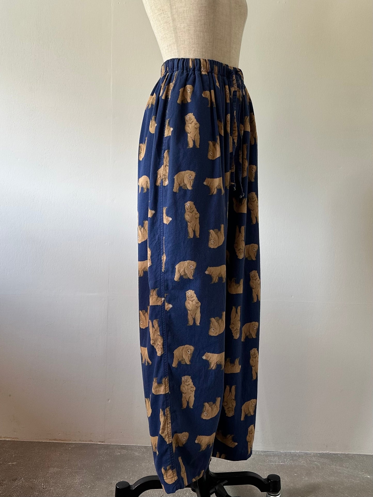 bear pattern pants