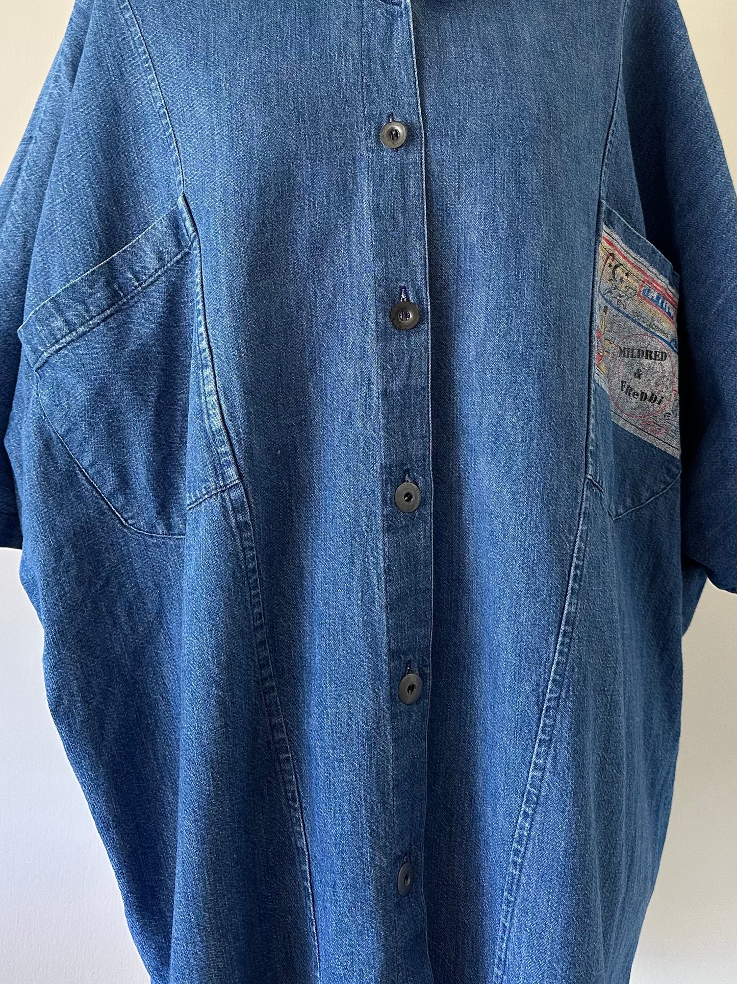 wide silhouette denim shirt